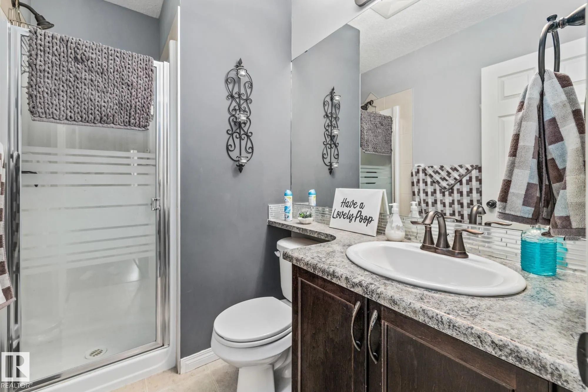 30 OAK VISTA Drive