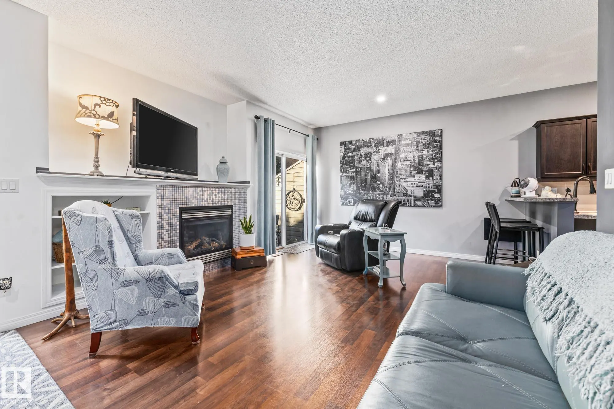 30 OAK VISTA Drive