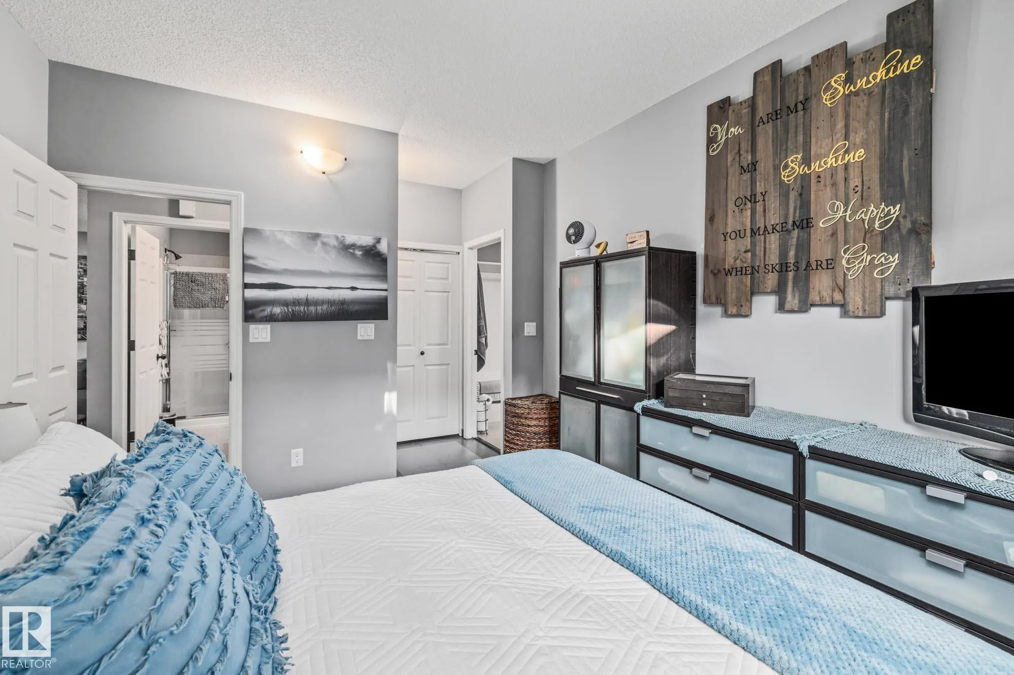 30 OAK VISTA Drive