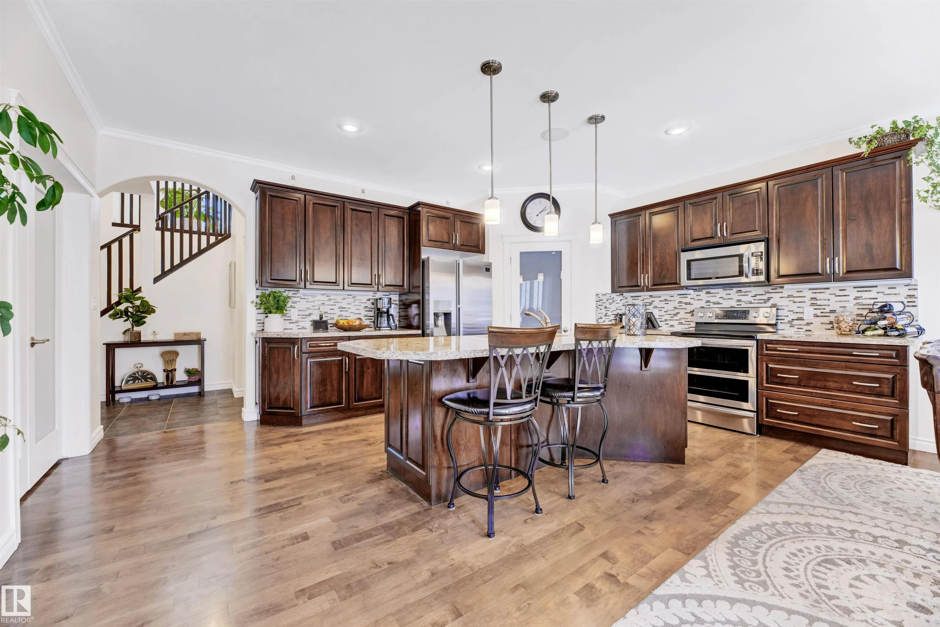 2677 ANDERSON Crescent