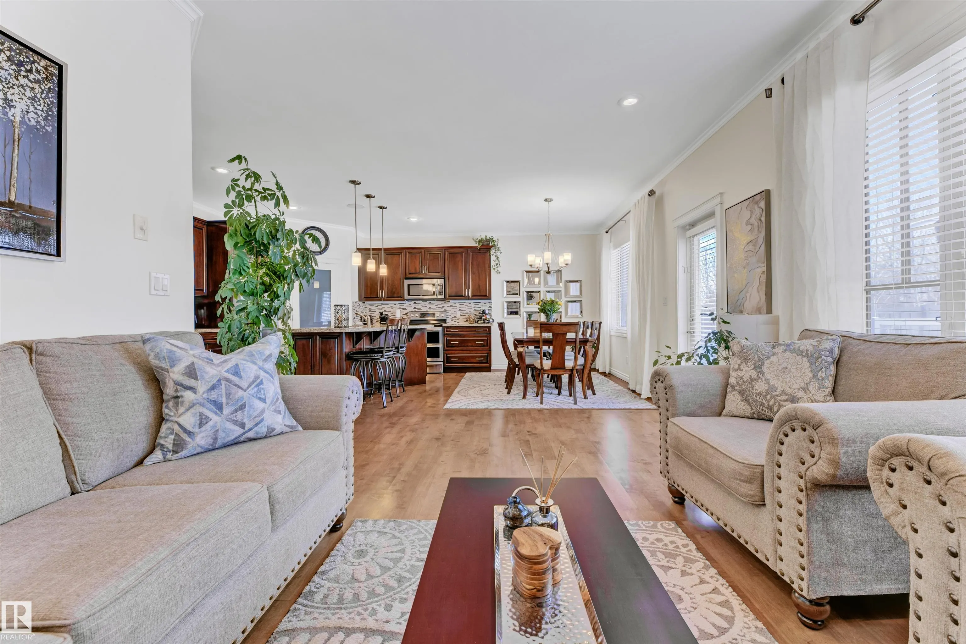 2677 ANDERSON Crescent