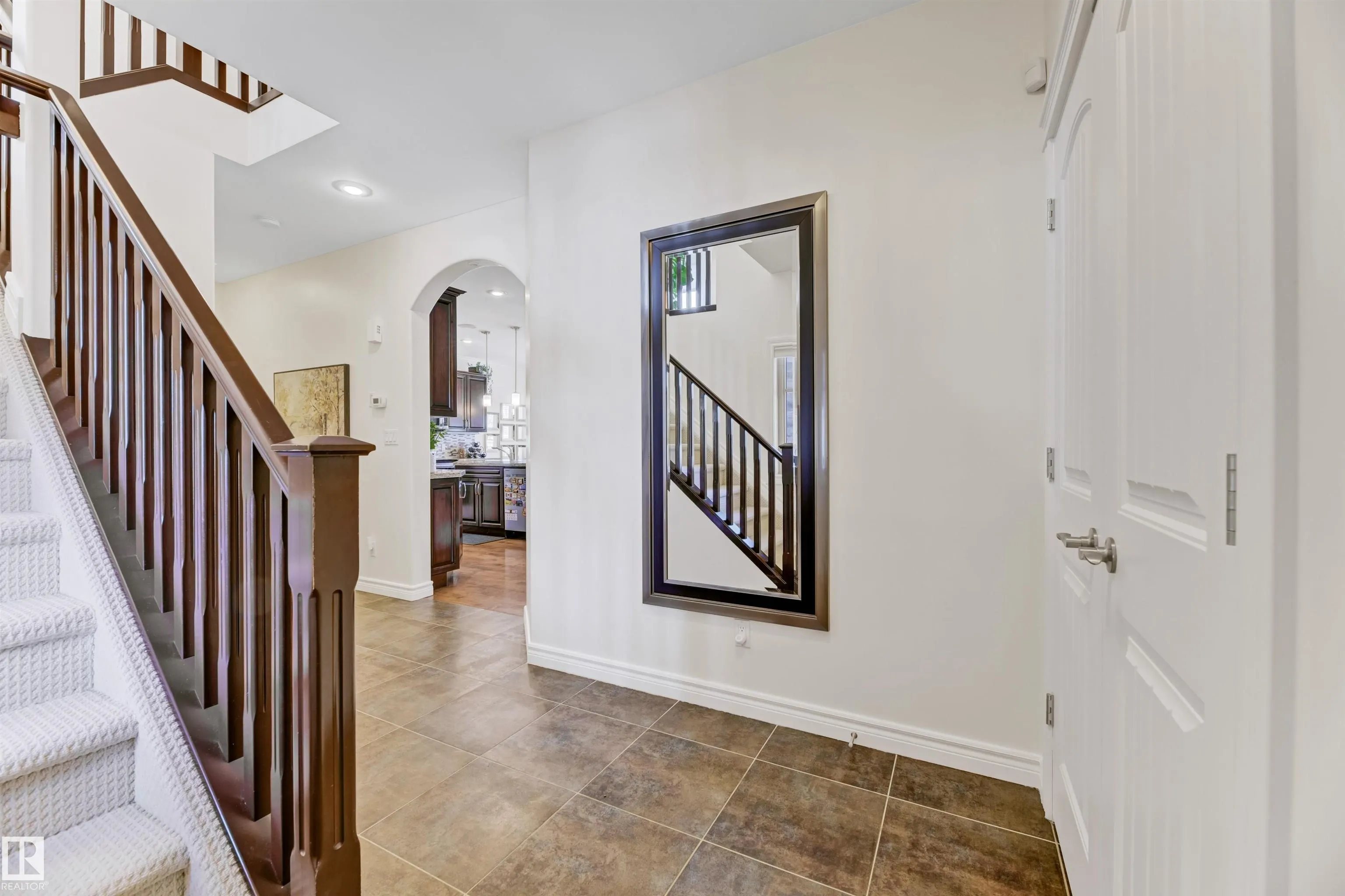 2677 ANDERSON Crescent