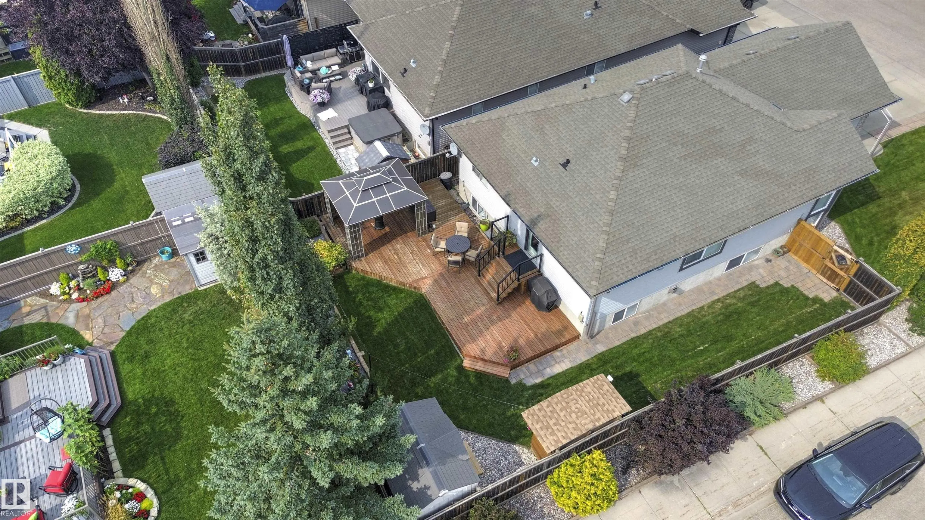 153 Ridgeland Crescent