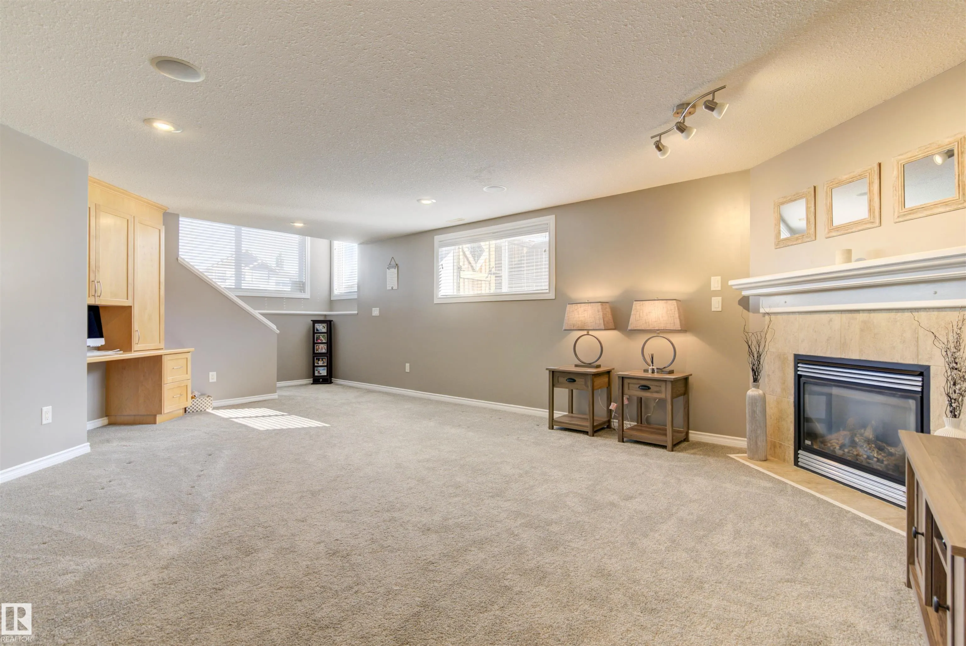 153 Ridgeland Crescent