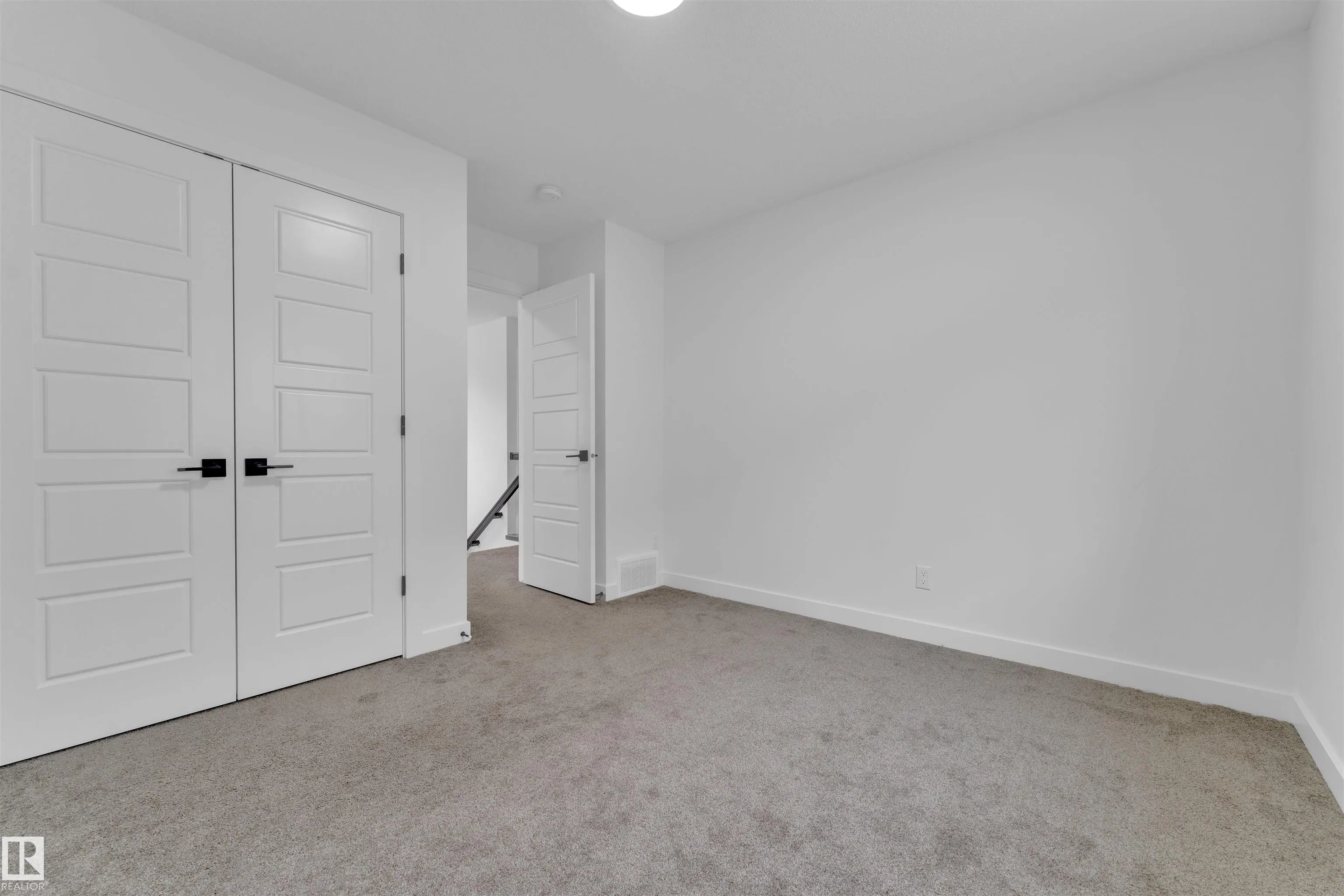 17711 73 Street