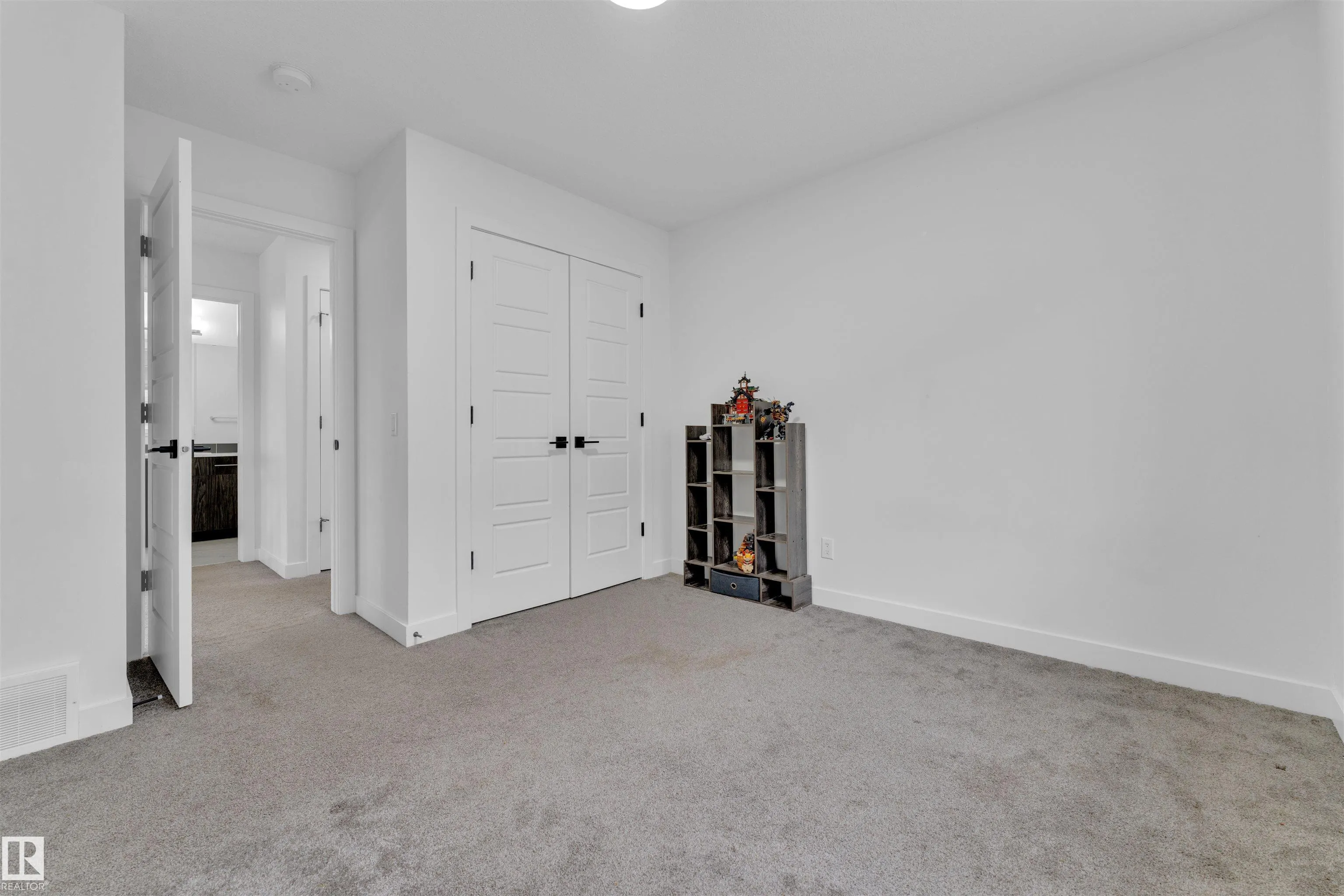 17711 73 Street