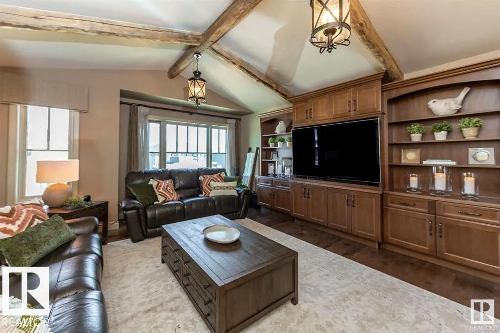 636 HOWATT Drive