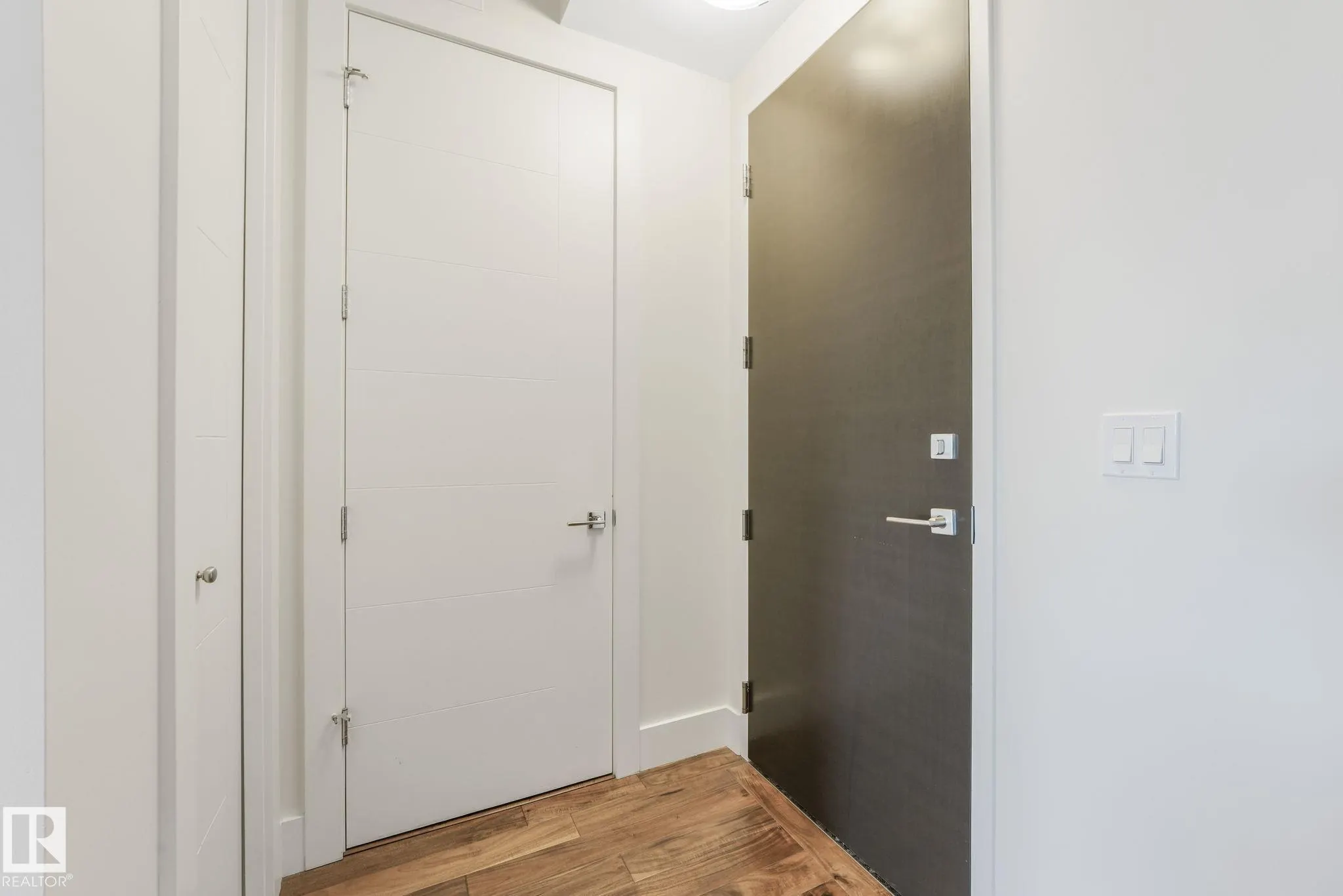 200 BELLEROSE Drive