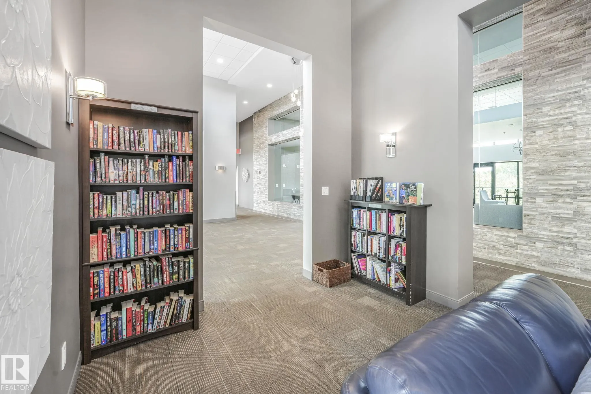 200 BELLEROSE Drive