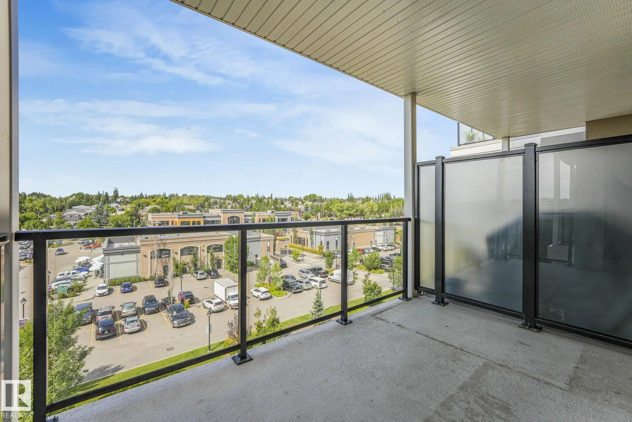 200 BELLEROSE Drive