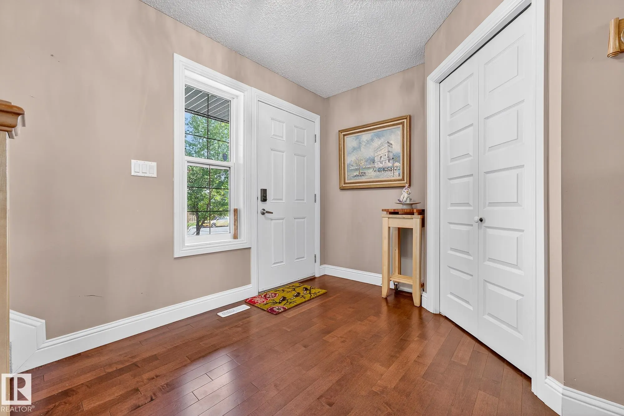 8429 SLOANE Crescent