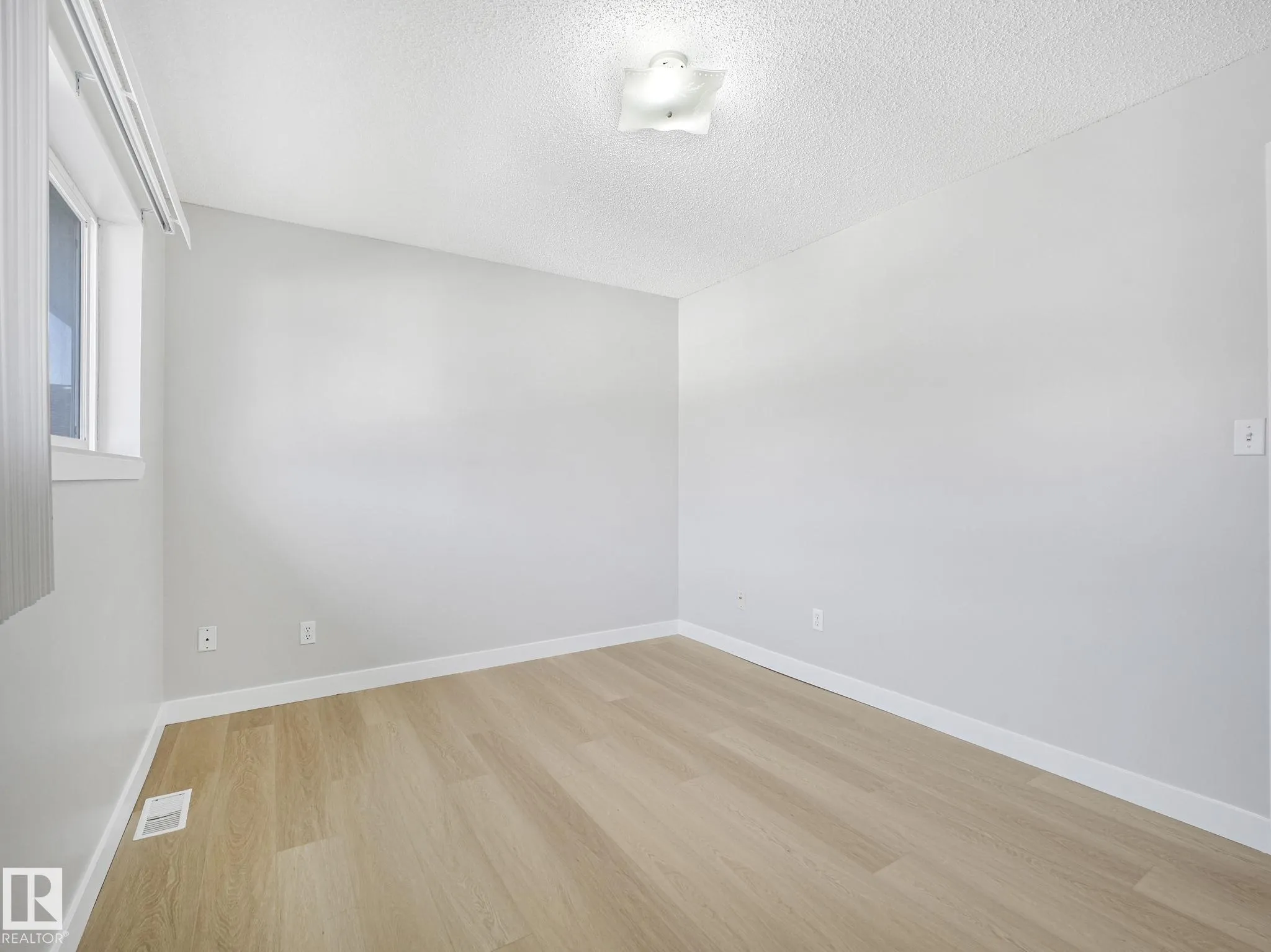 180 Bridgeport Boulevard