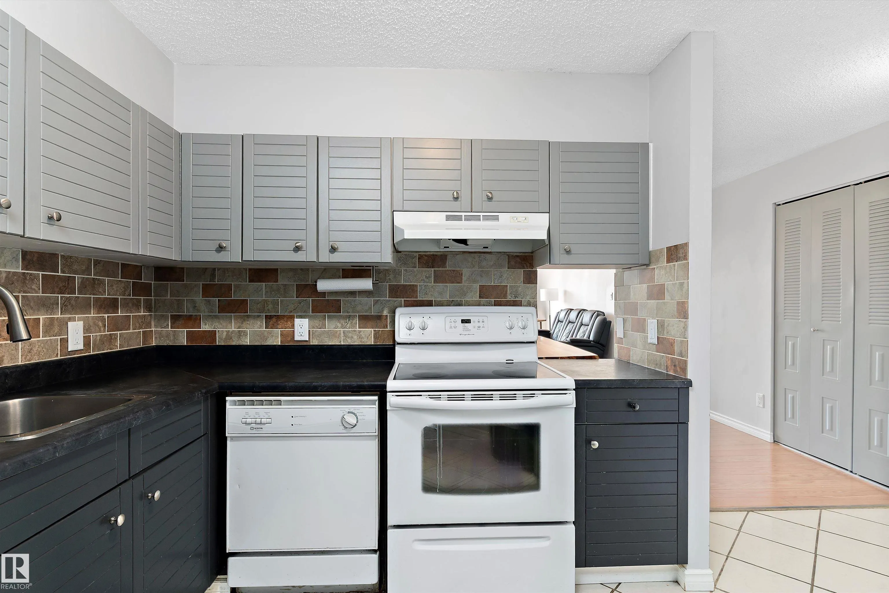 10149 SASKATCHEWAN Drive