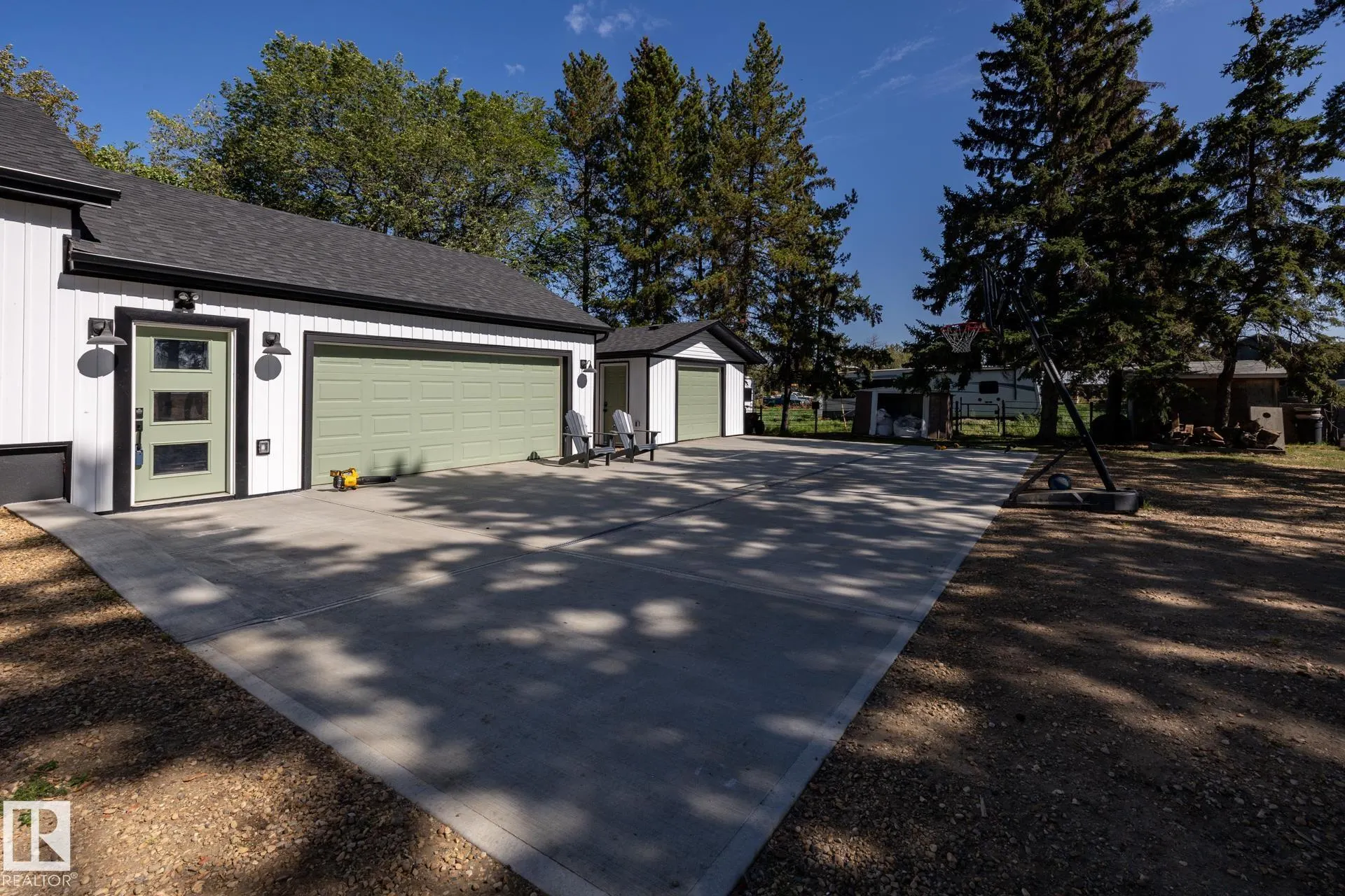 22355 HWY 623