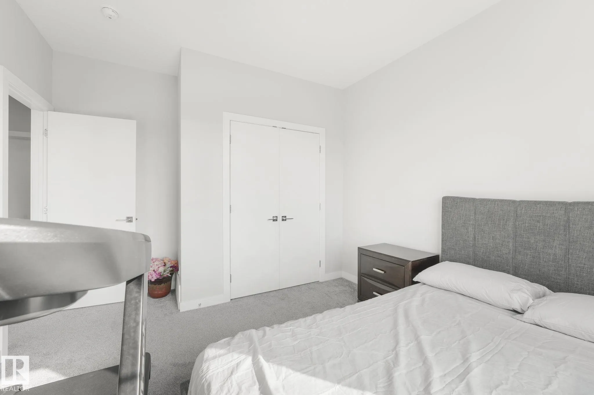 5325 KIMBALL Place