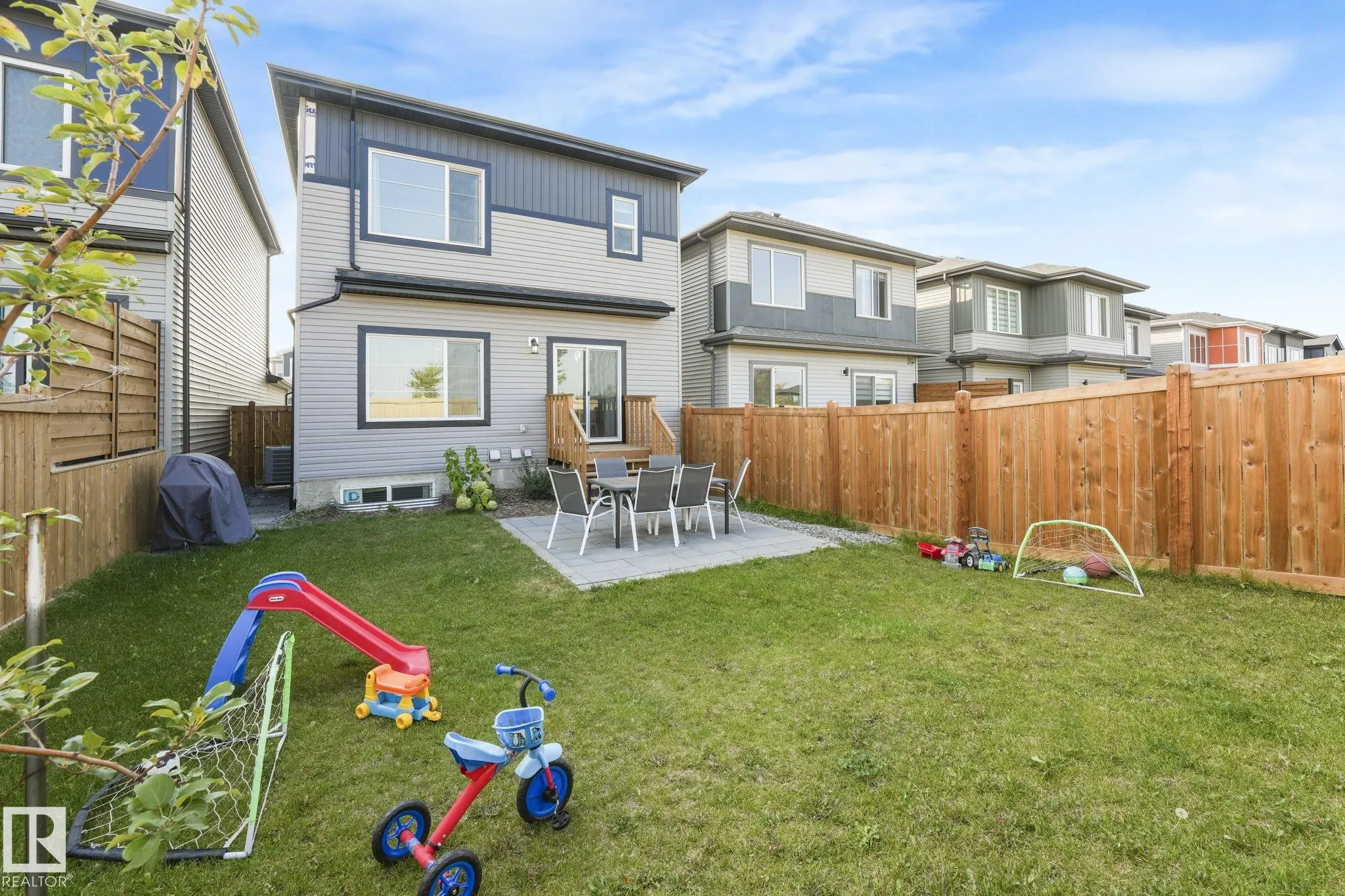 5325 KIMBALL Place