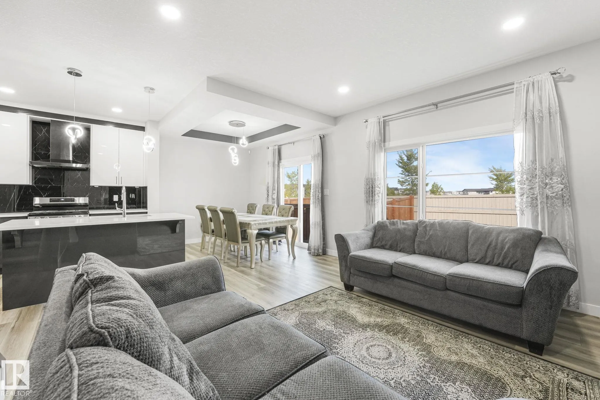 5325 KIMBALL Place
