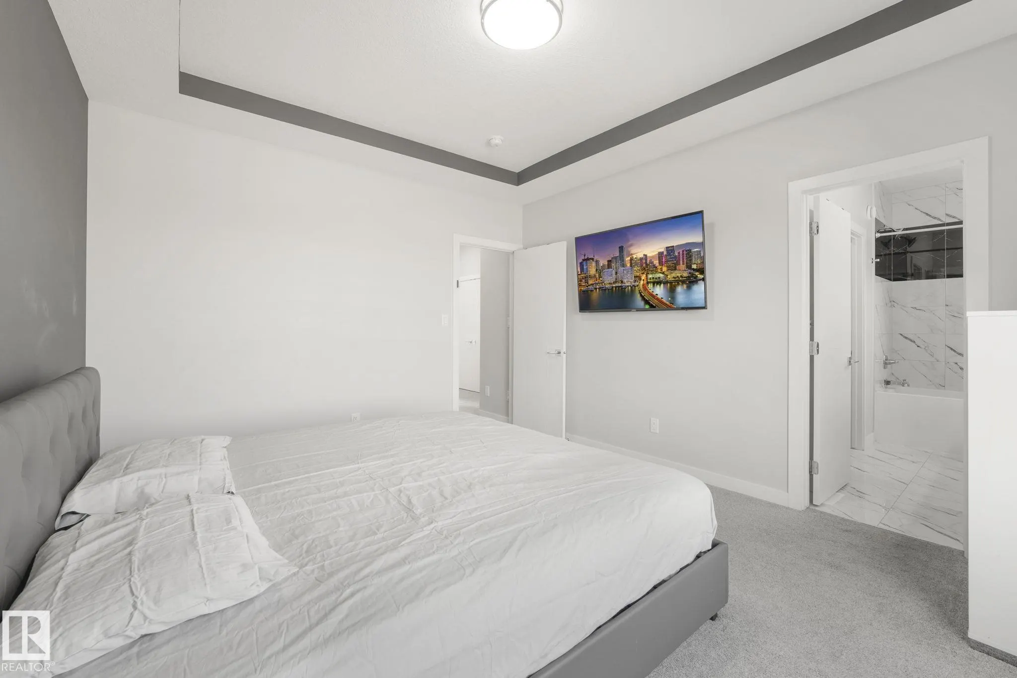 5325 KIMBALL Place