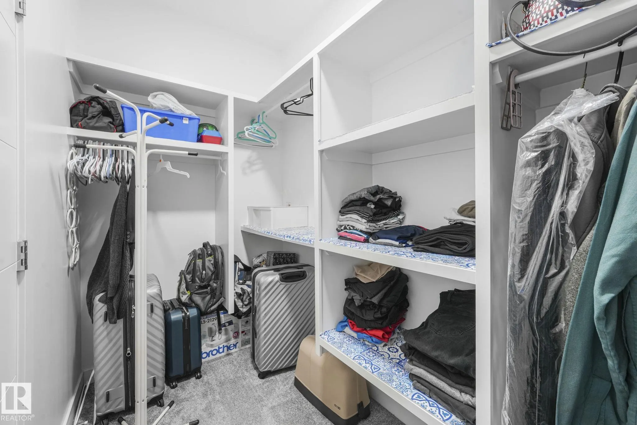 5325 KIMBALL Place