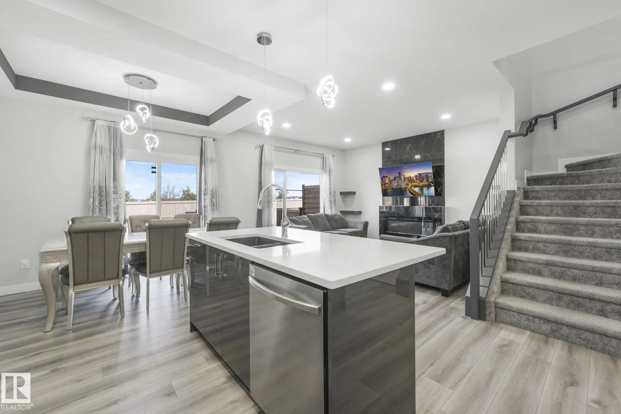5325 KIMBALL Place