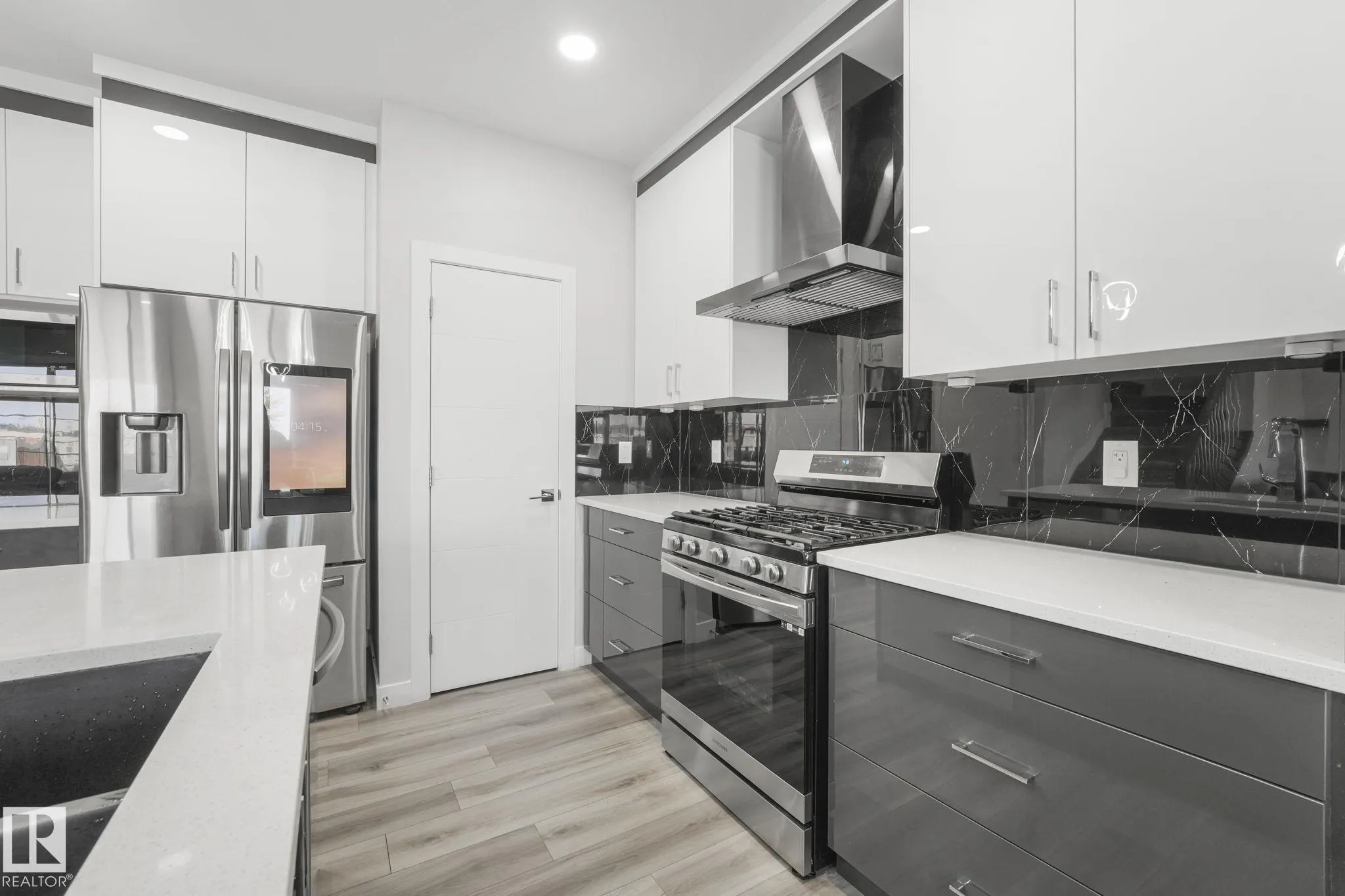 5325 KIMBALL Place