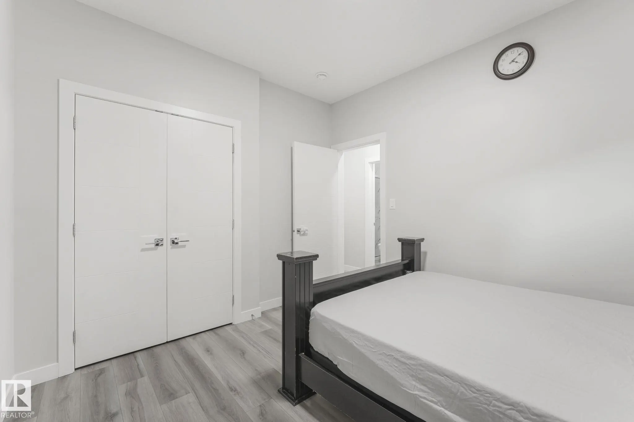 5325 KIMBALL Place