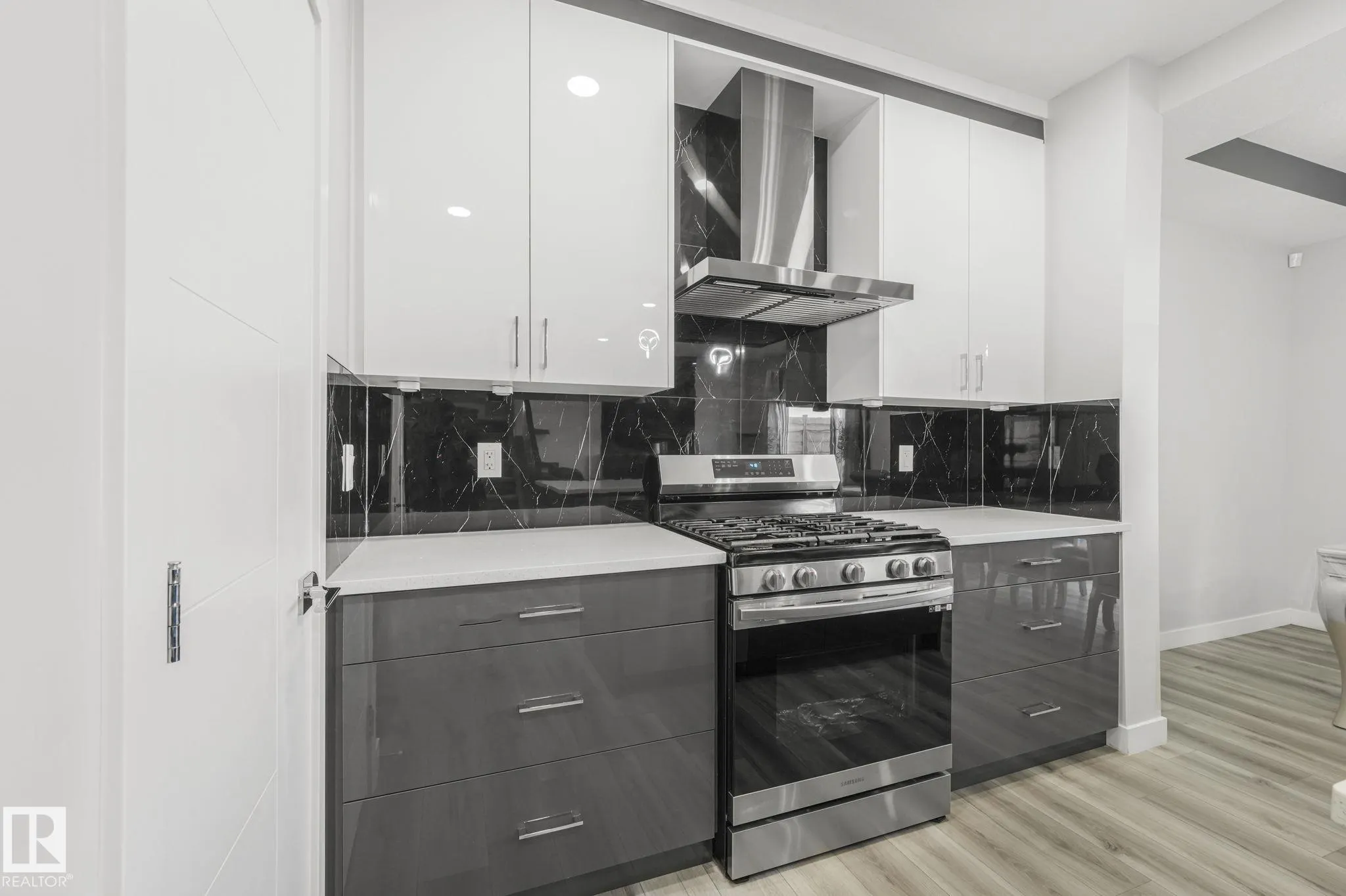 5325 KIMBALL Place