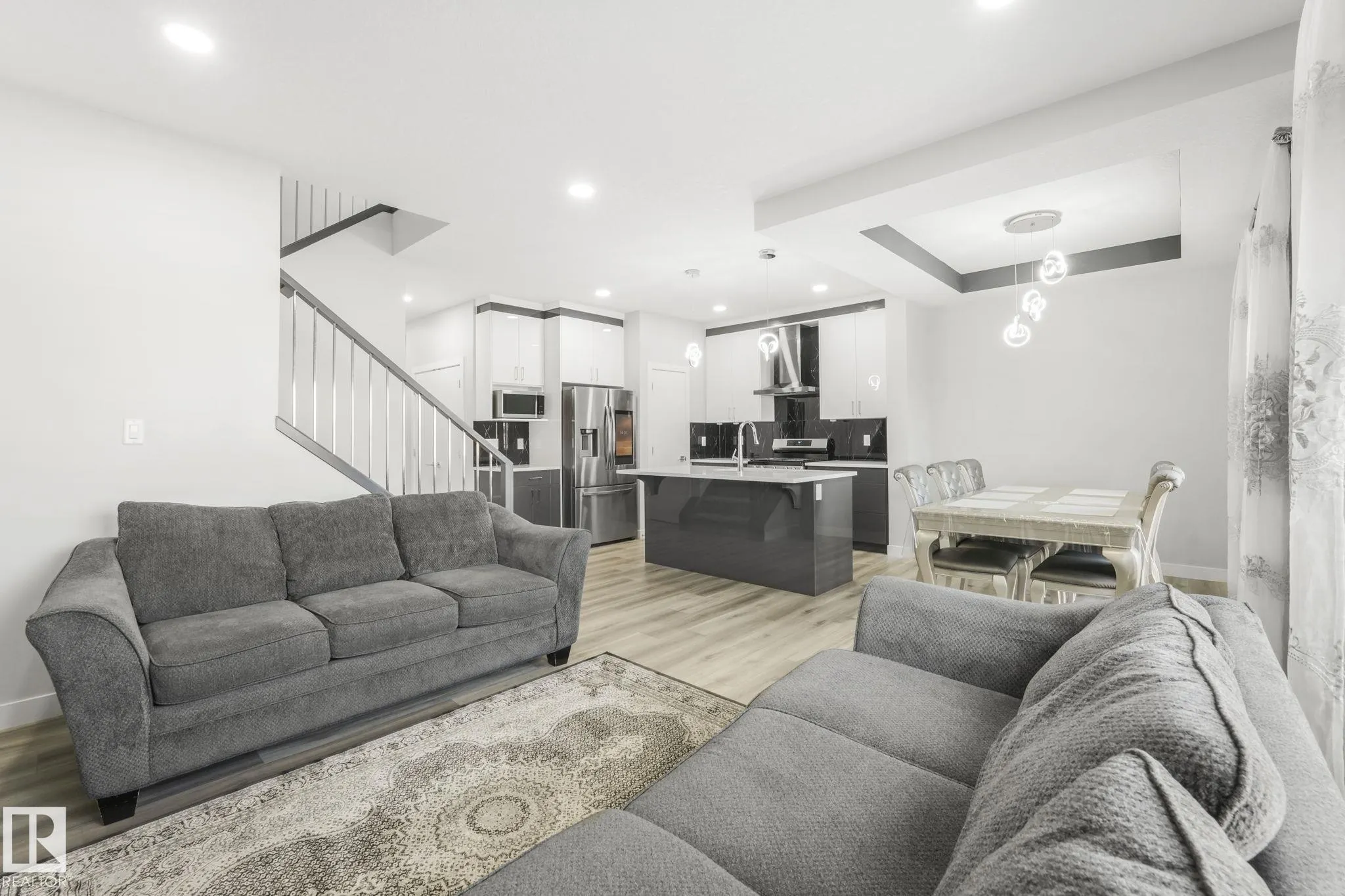 5325 KIMBALL Place