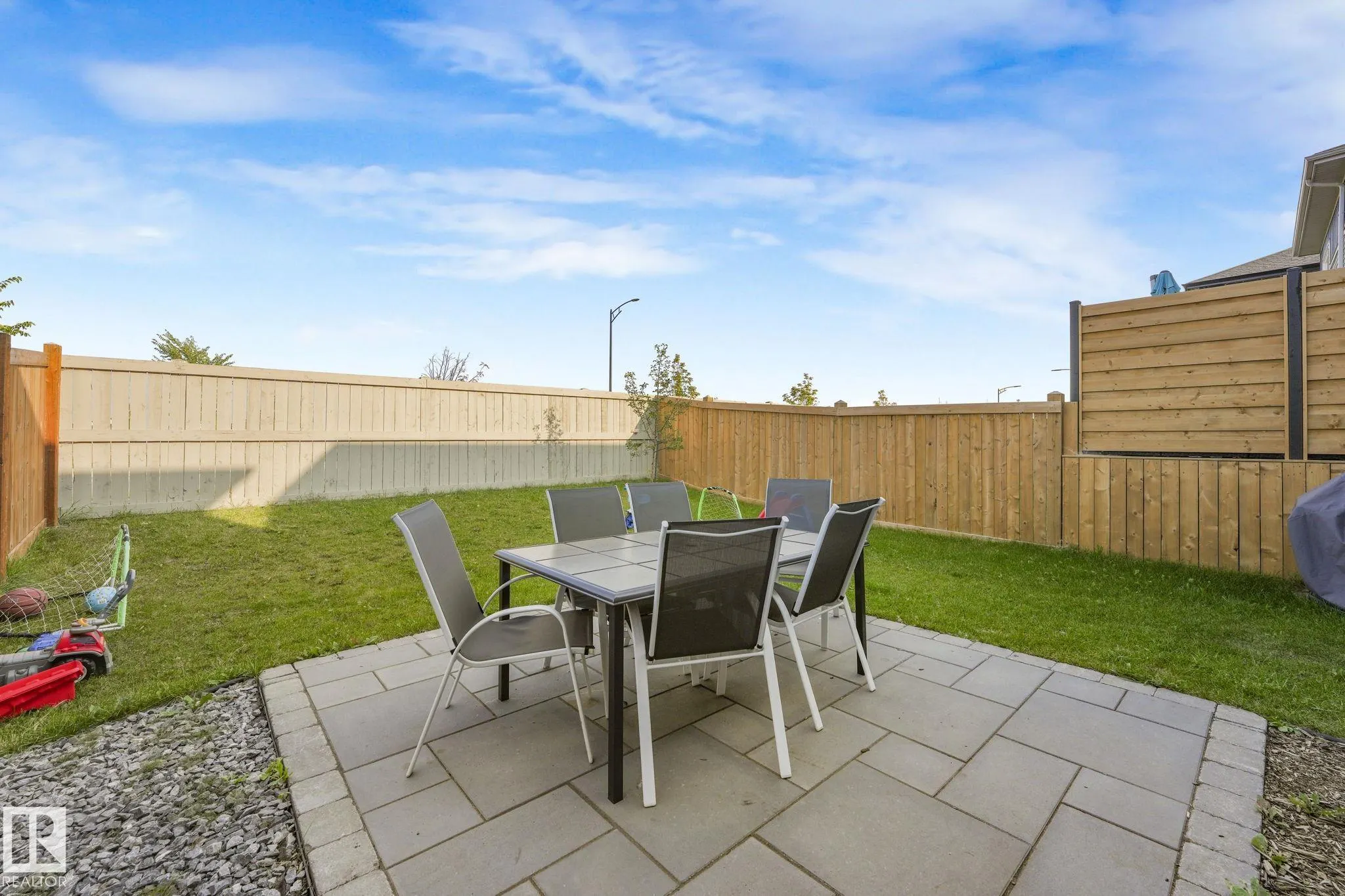 5325 KIMBALL Place