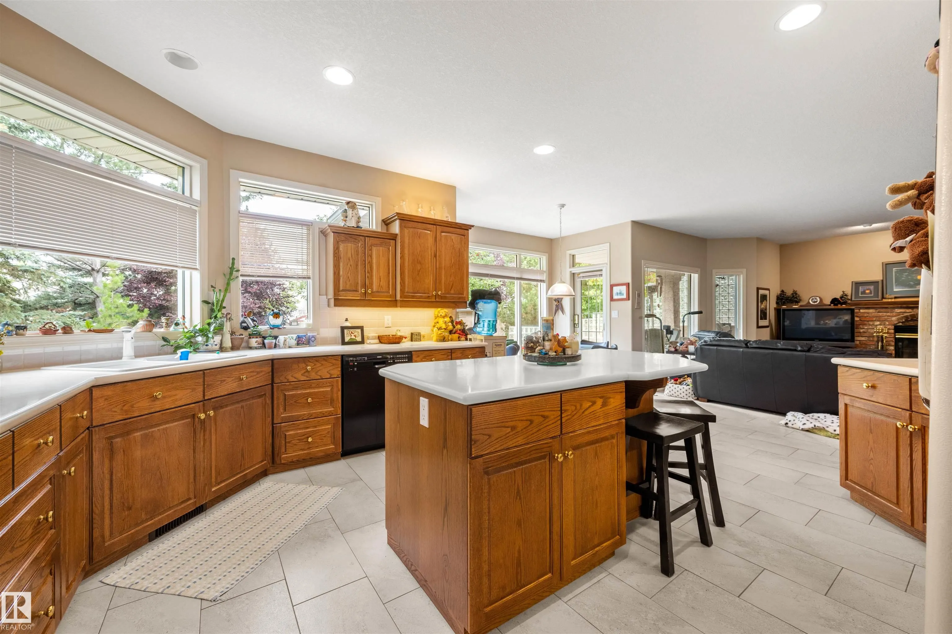 403 TWIN BROOKS Crescent