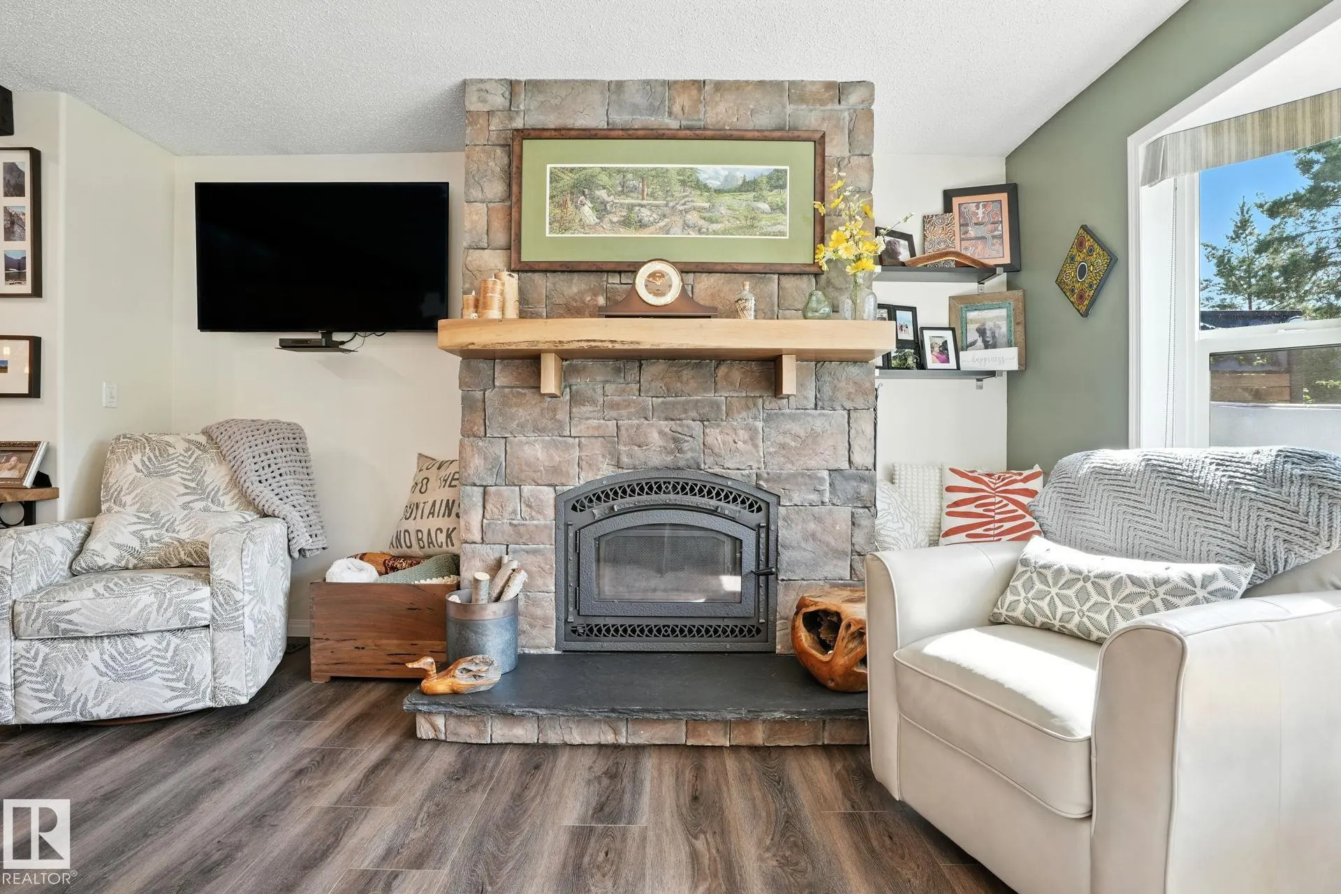 53 CREEKSIDE Way