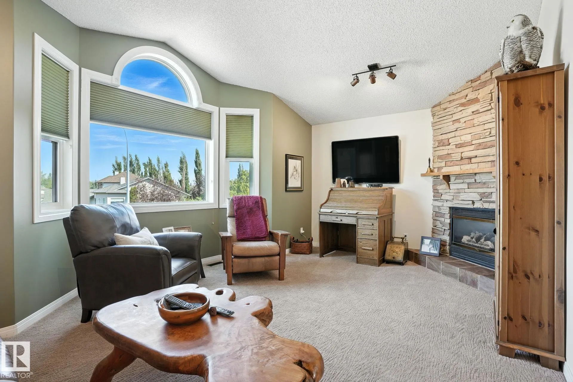 53 CREEKSIDE Way