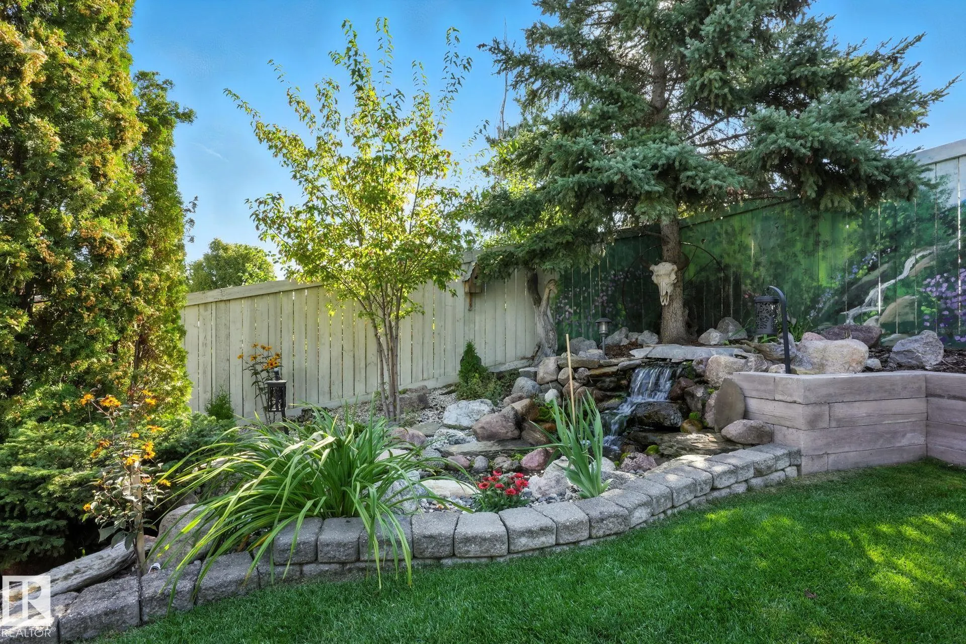 53 CREEKSIDE Way