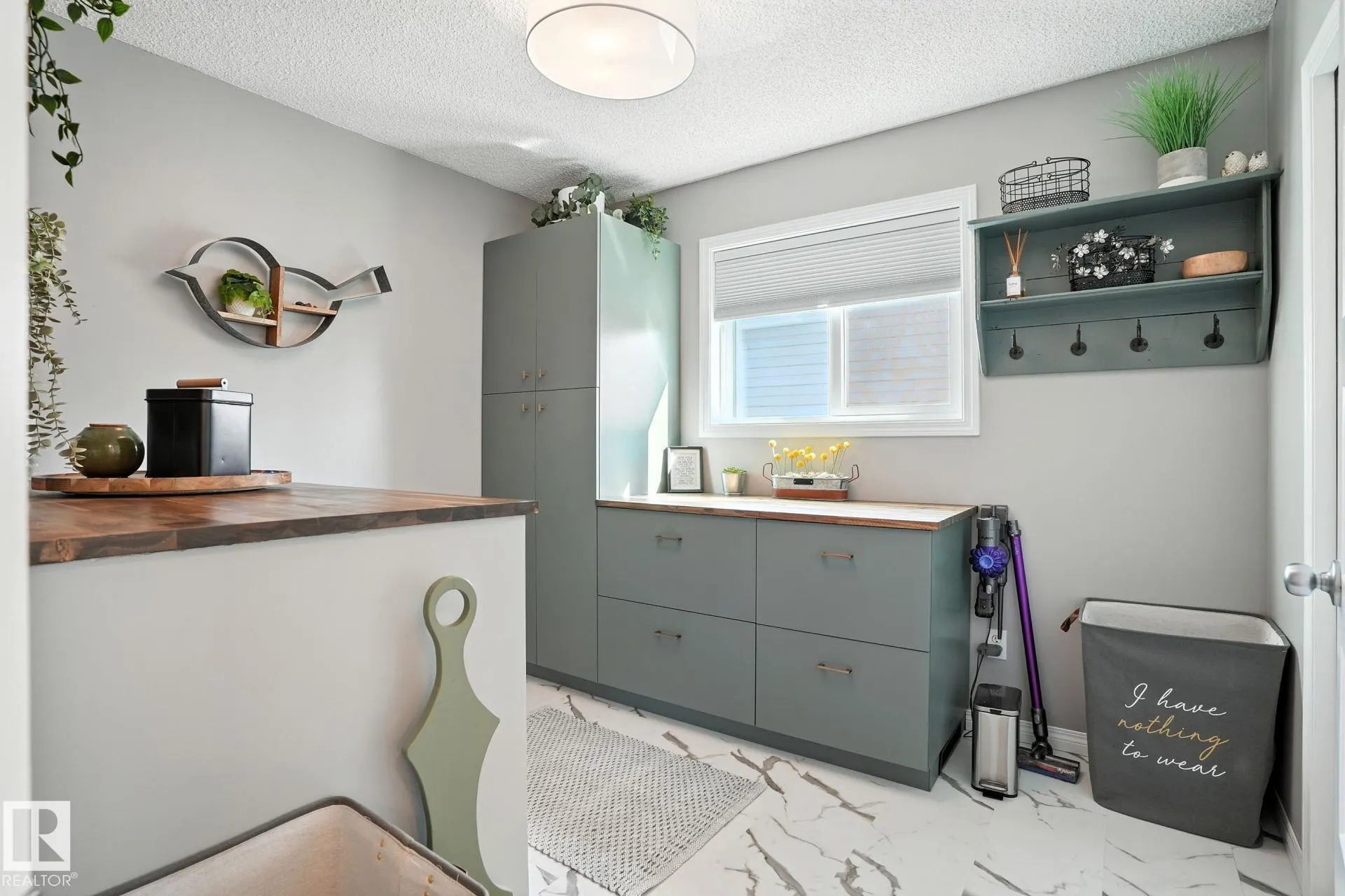 53 CREEKSIDE Way