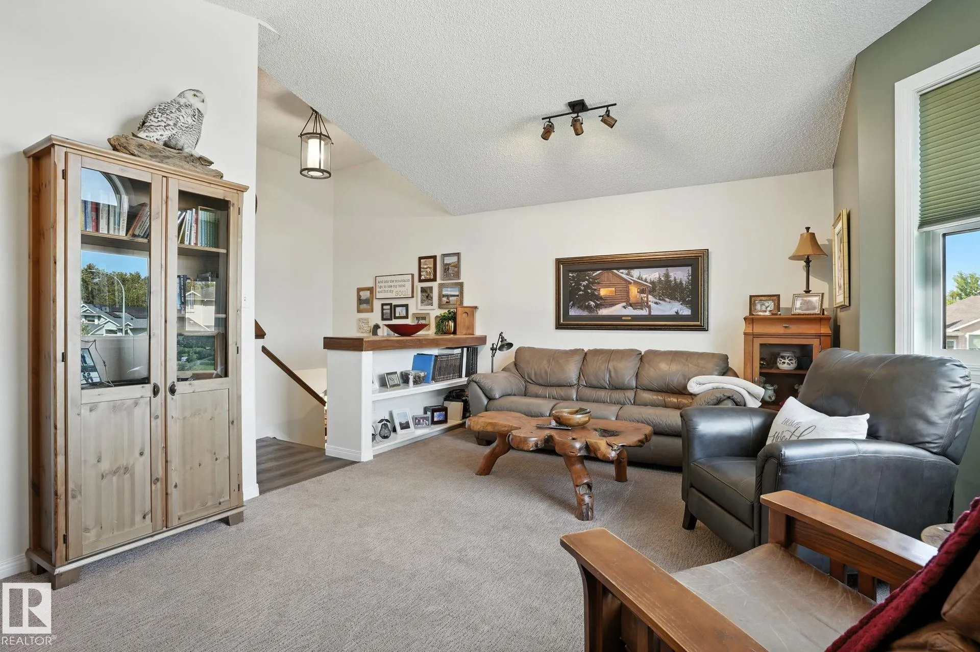 53 CREEKSIDE Way