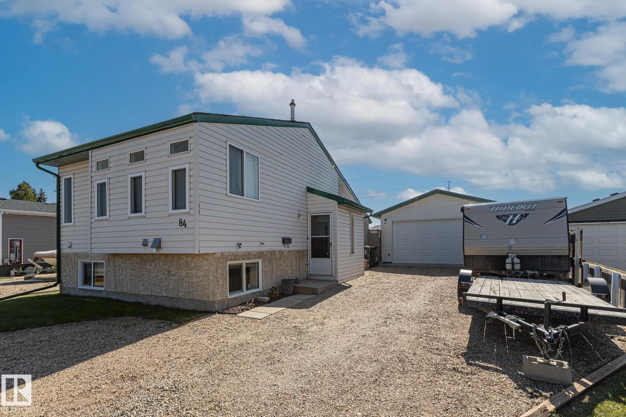 84 CHUNGO Crescent