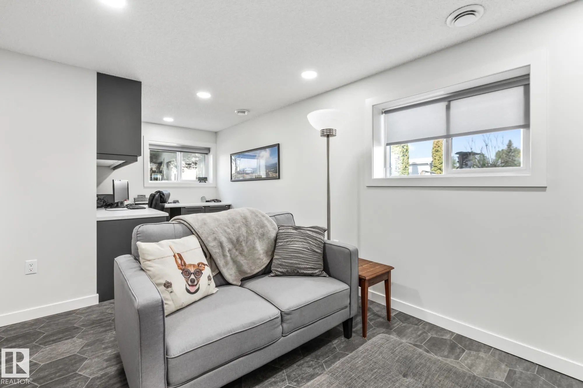 84 CHUNGO Crescent