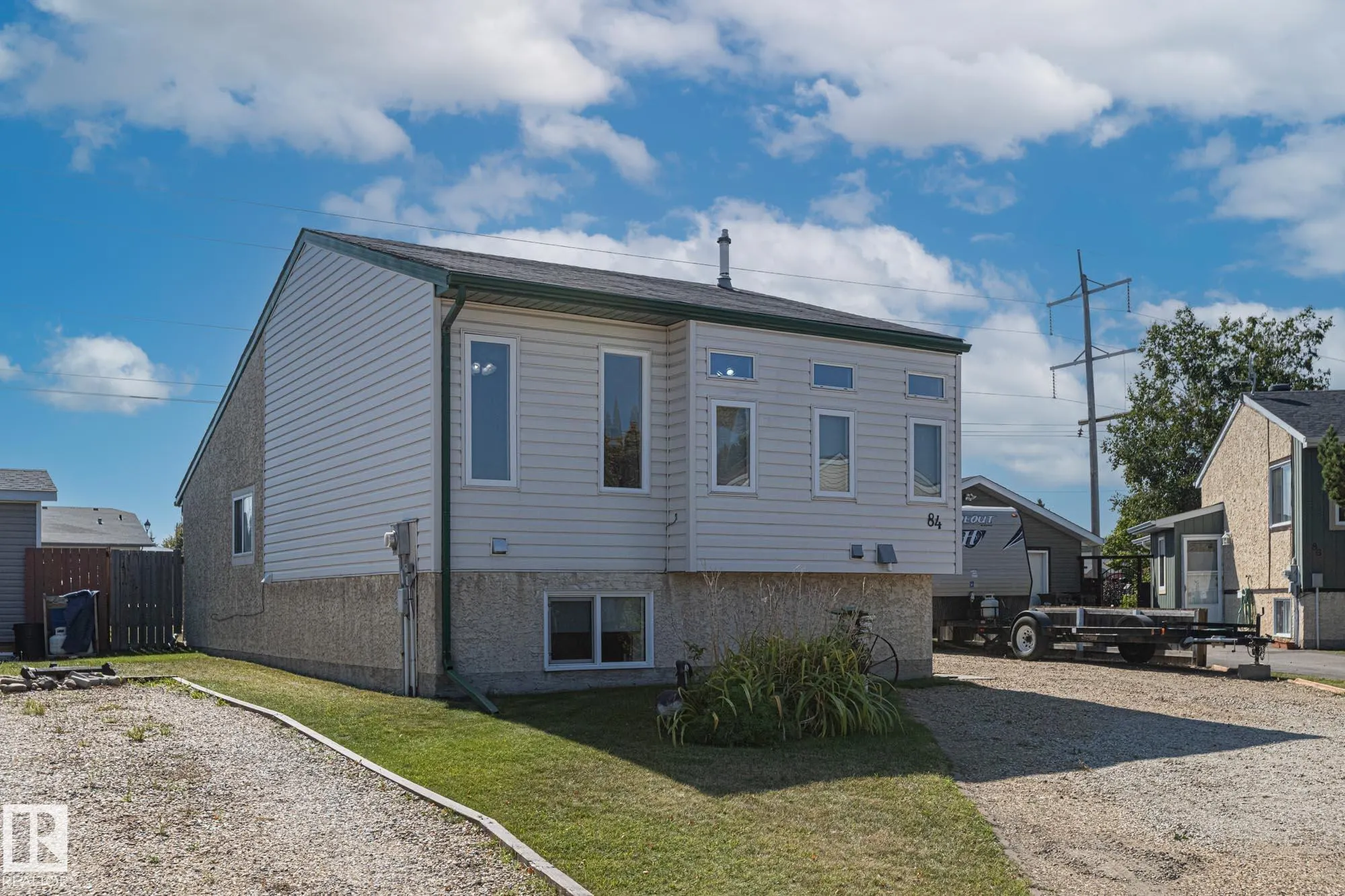 84 CHUNGO Crescent