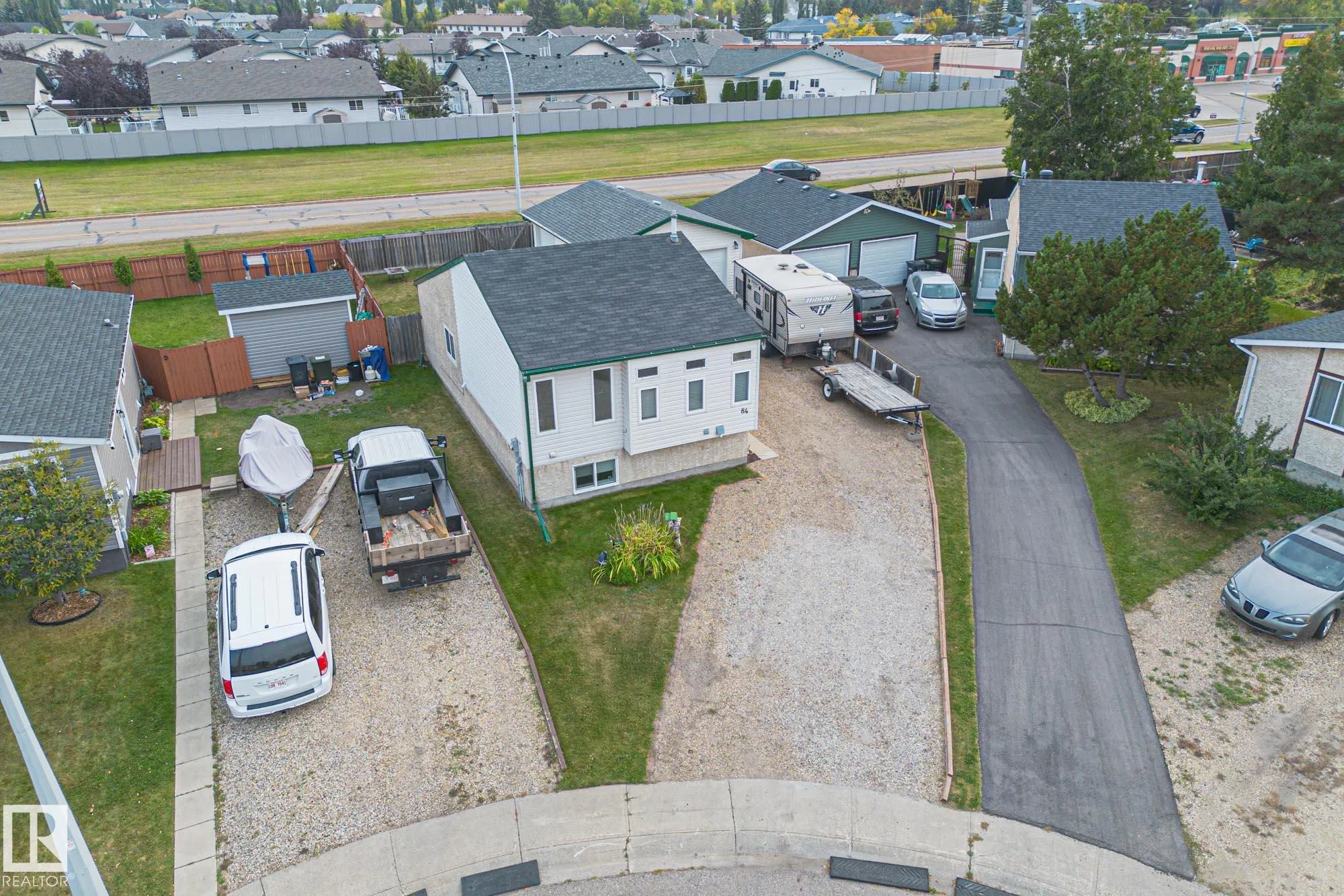 84 CHUNGO Crescent