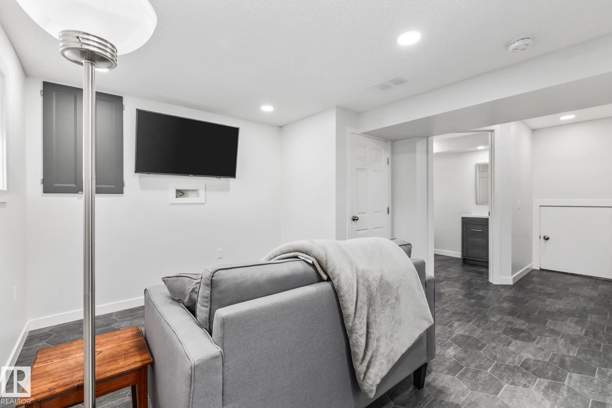 84 CHUNGO Crescent
