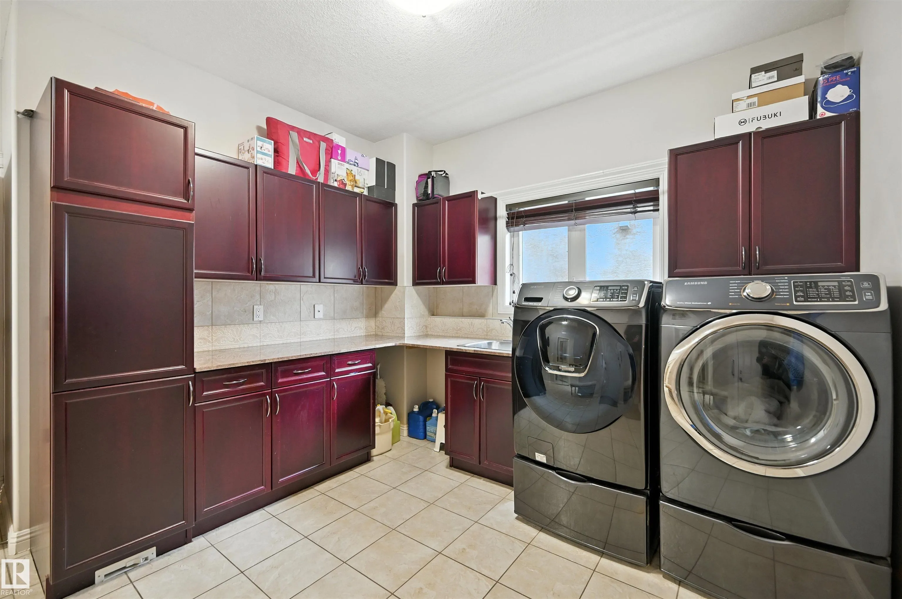 2423 TEGLER Green