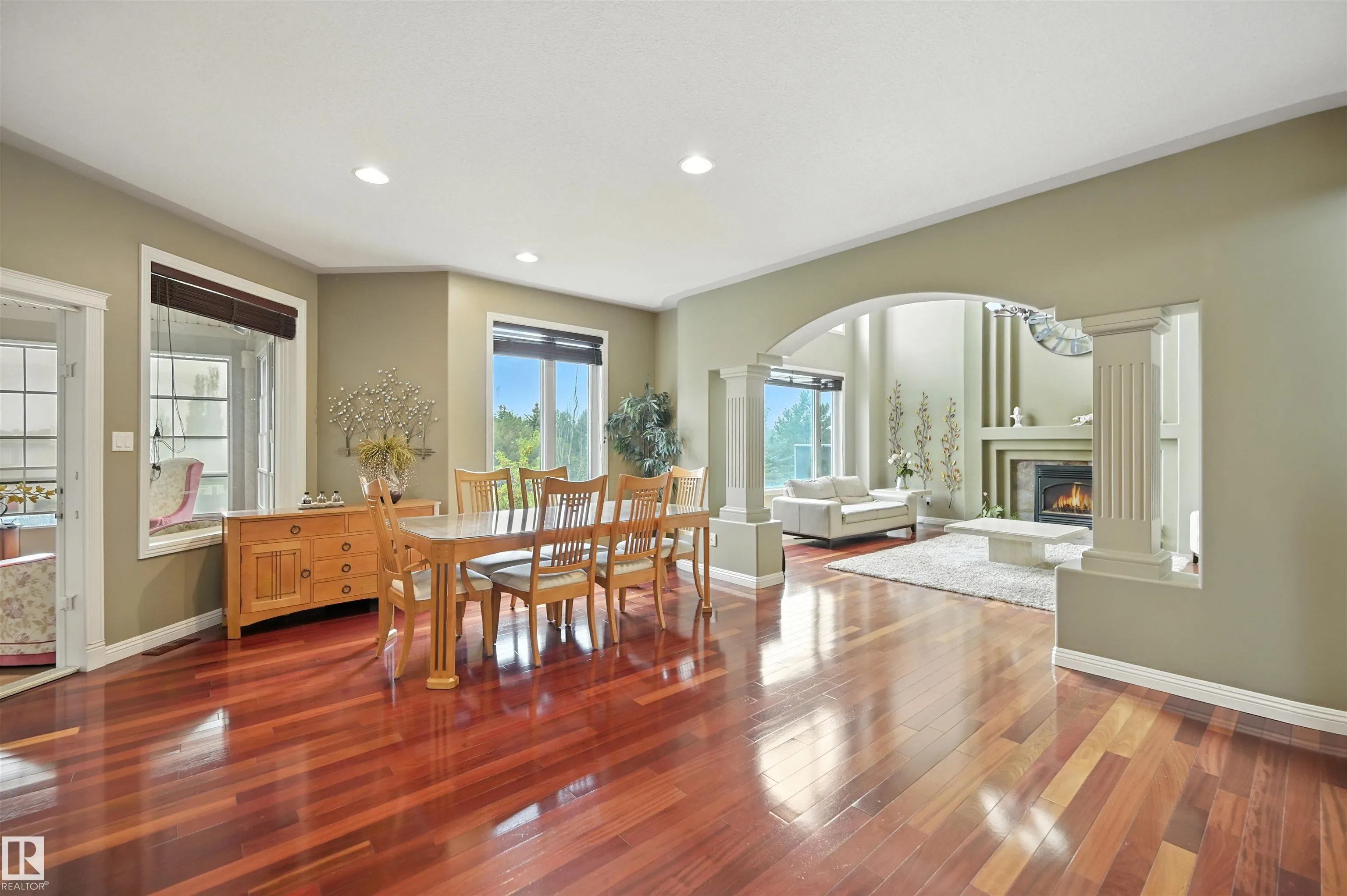 2423 TEGLER Green