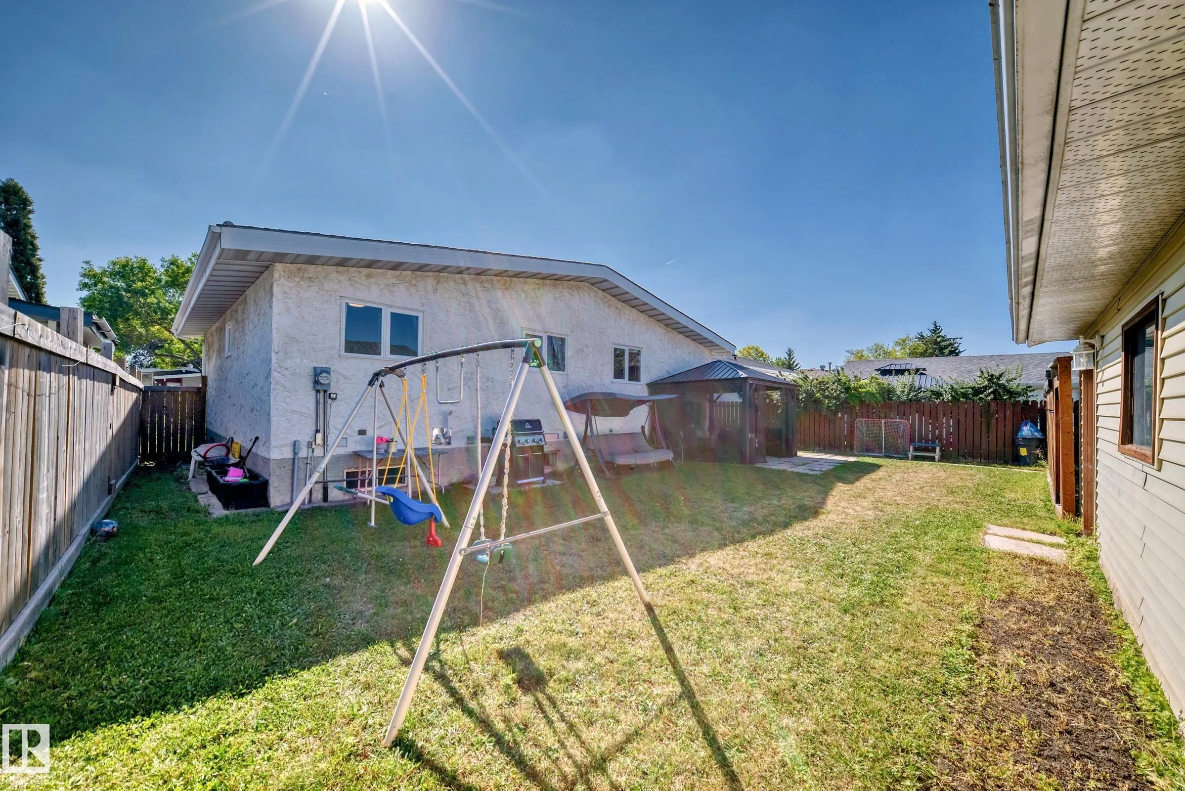 11428 162 Avenue
