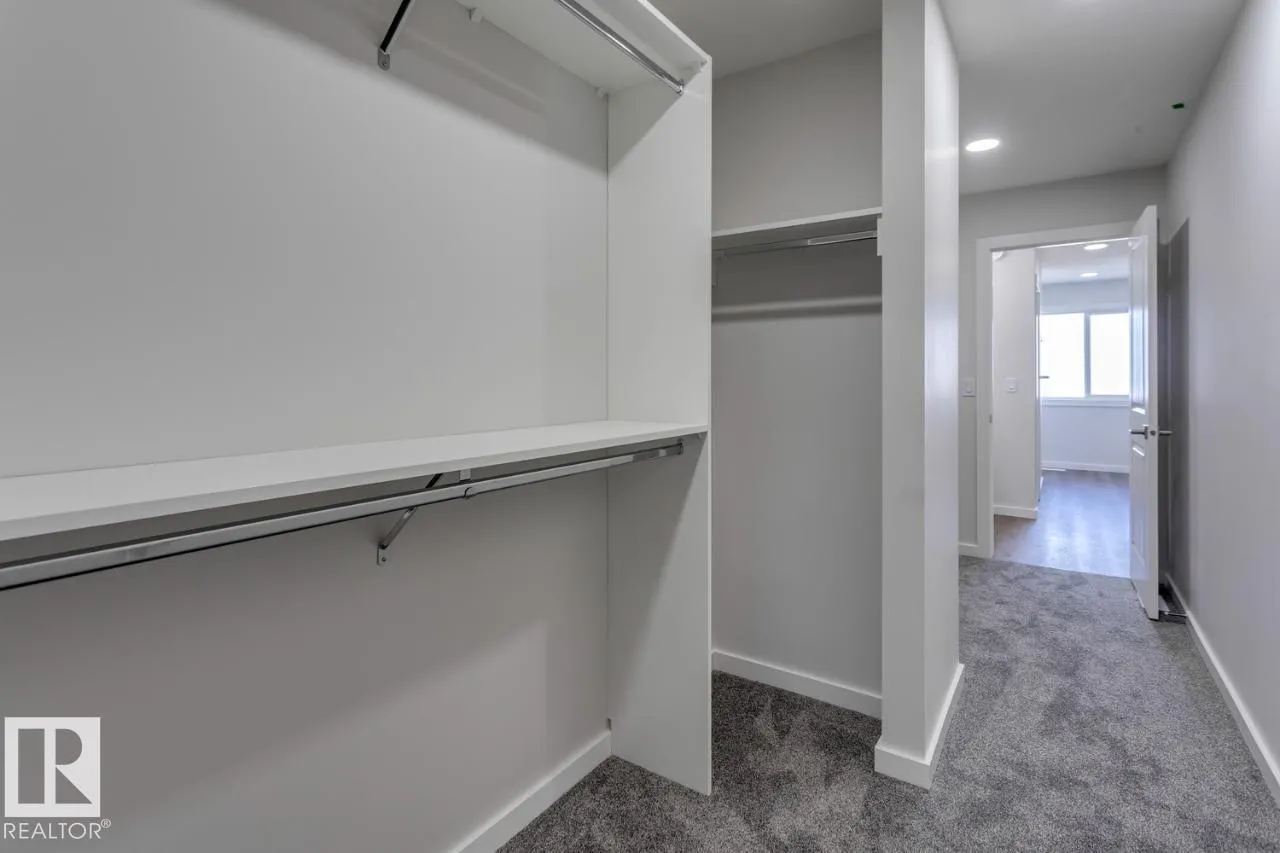 8 Chartres Close