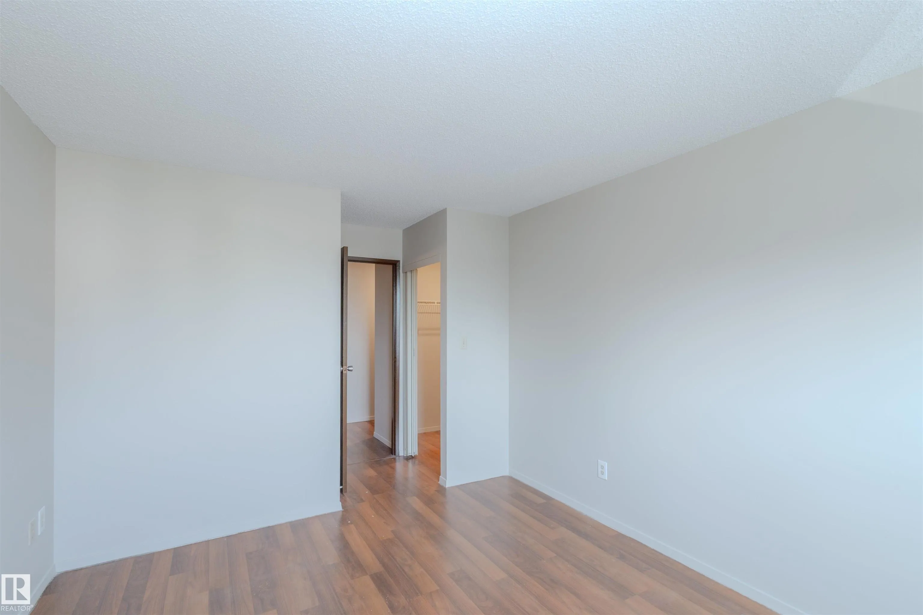 2624 MILL WOODS Road