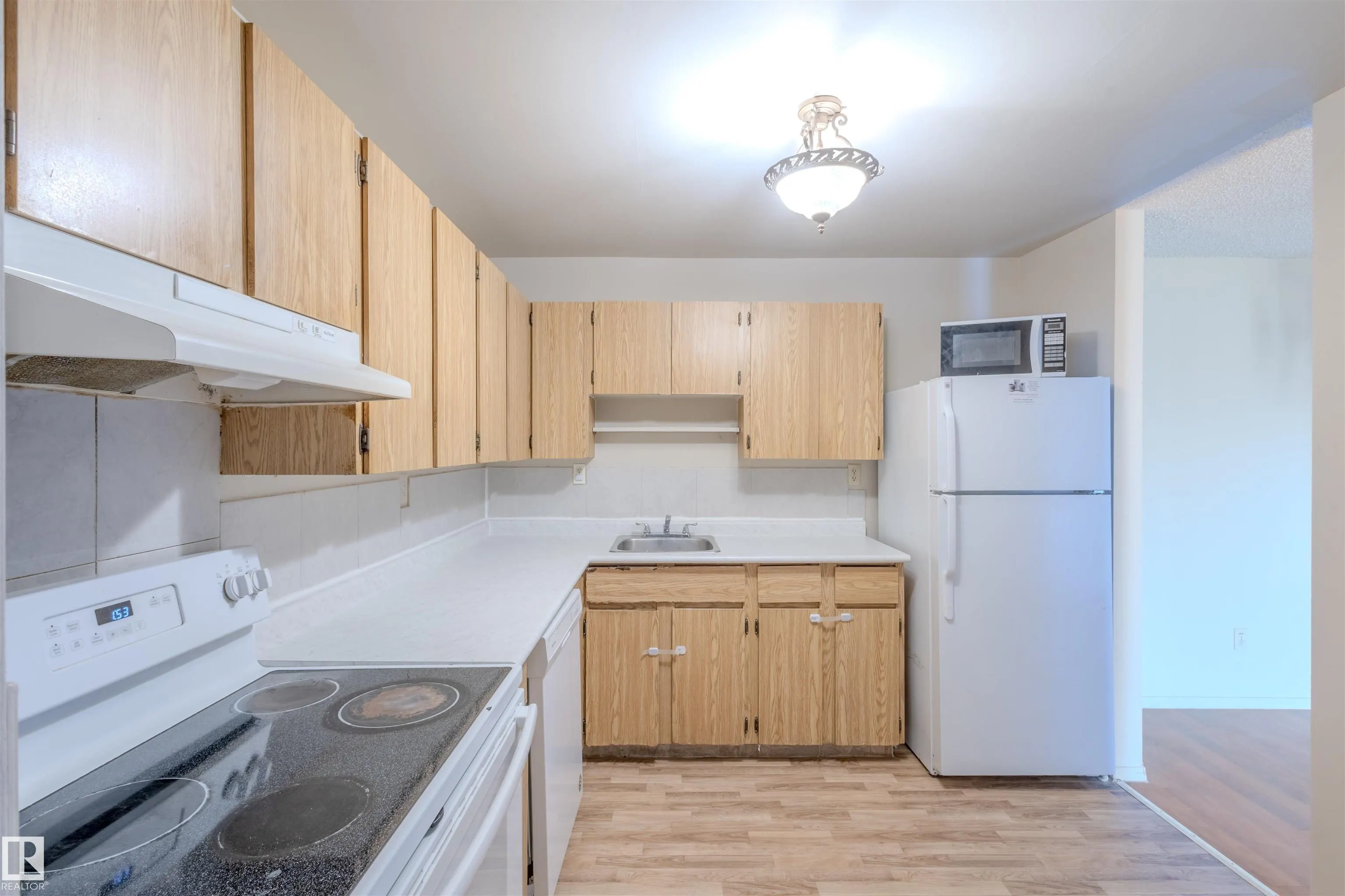 2624 MILL WOODS Road