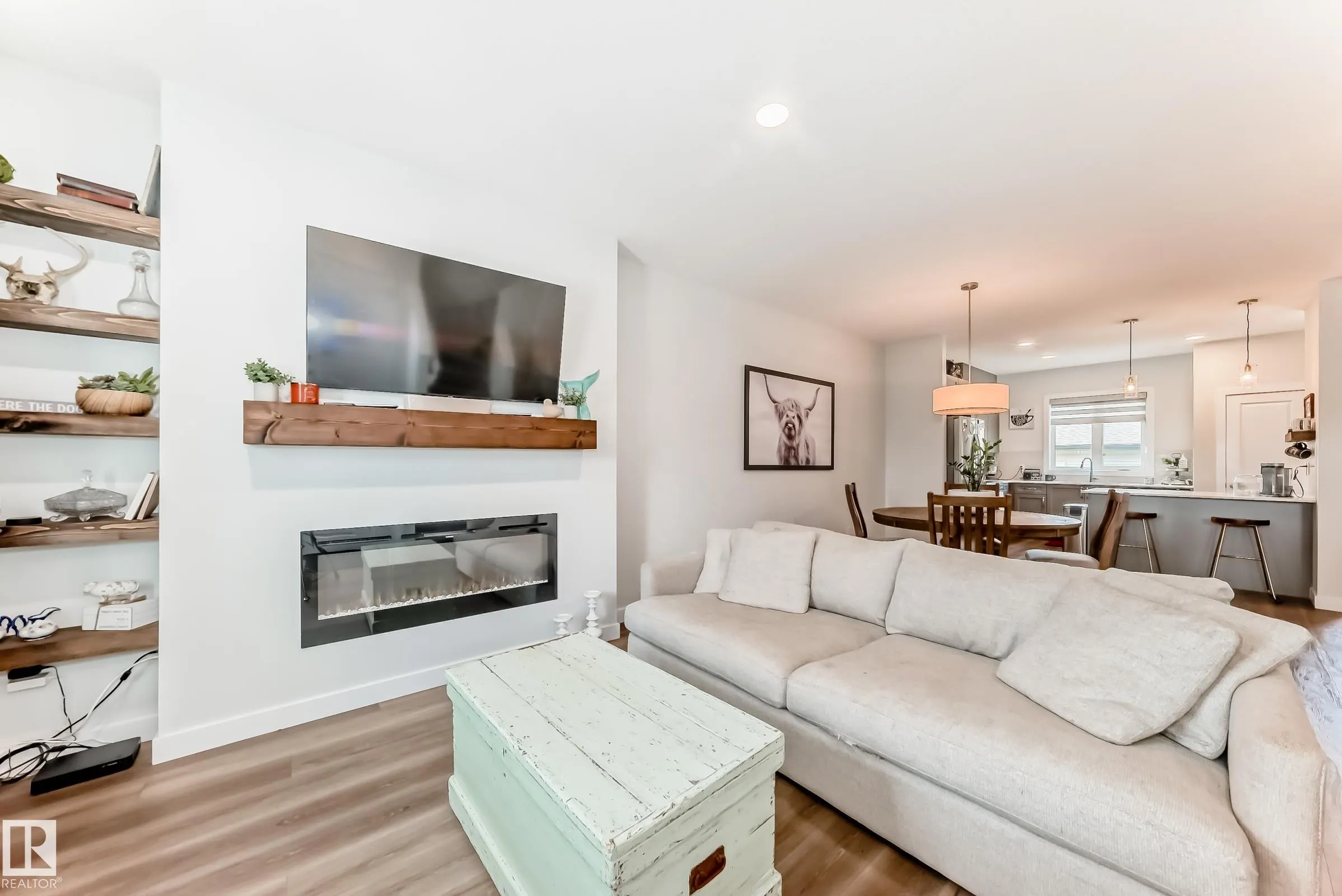 433 Pioneer Road
