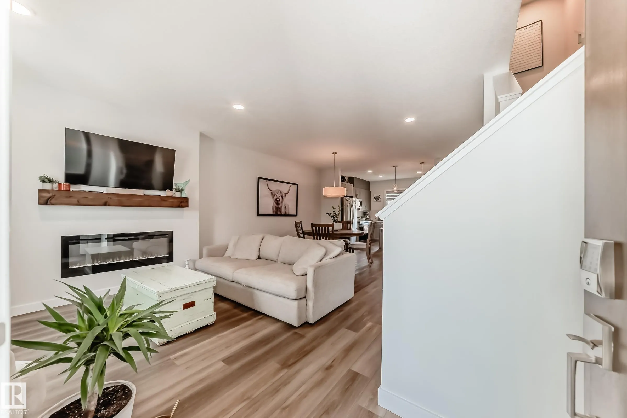 433 Pioneer Road