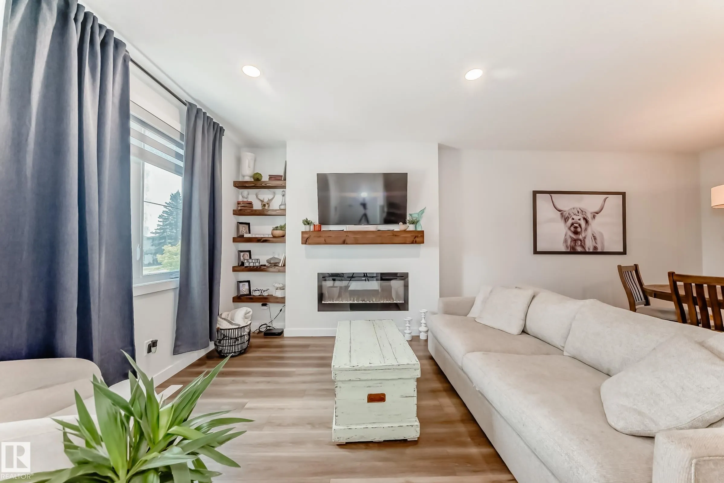 433 Pioneer Road