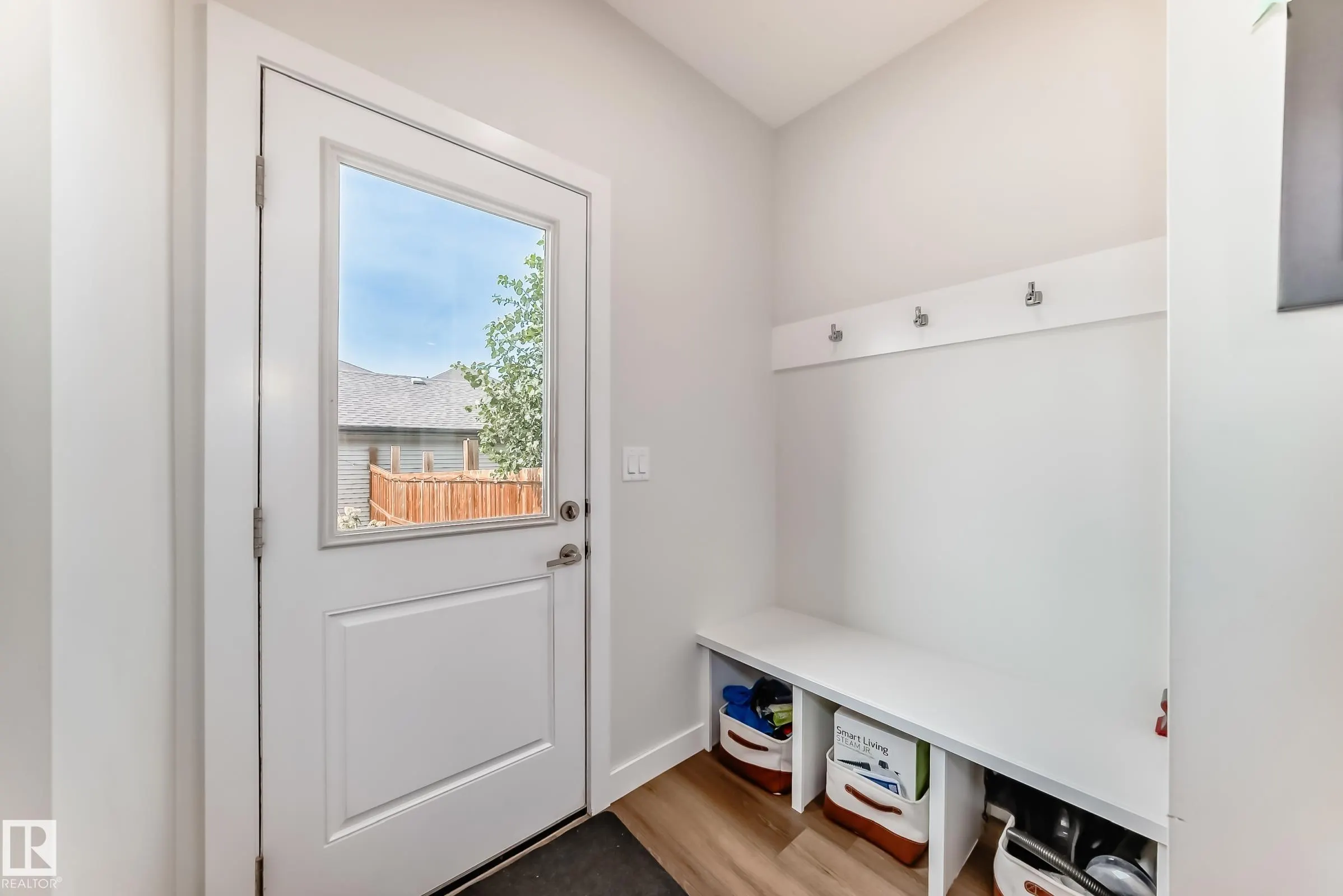 433 Pioneer Road